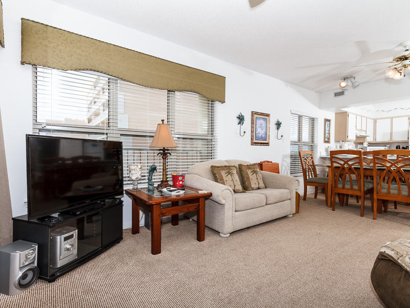 EMERALD TOWERS WEST CONDO - Residential