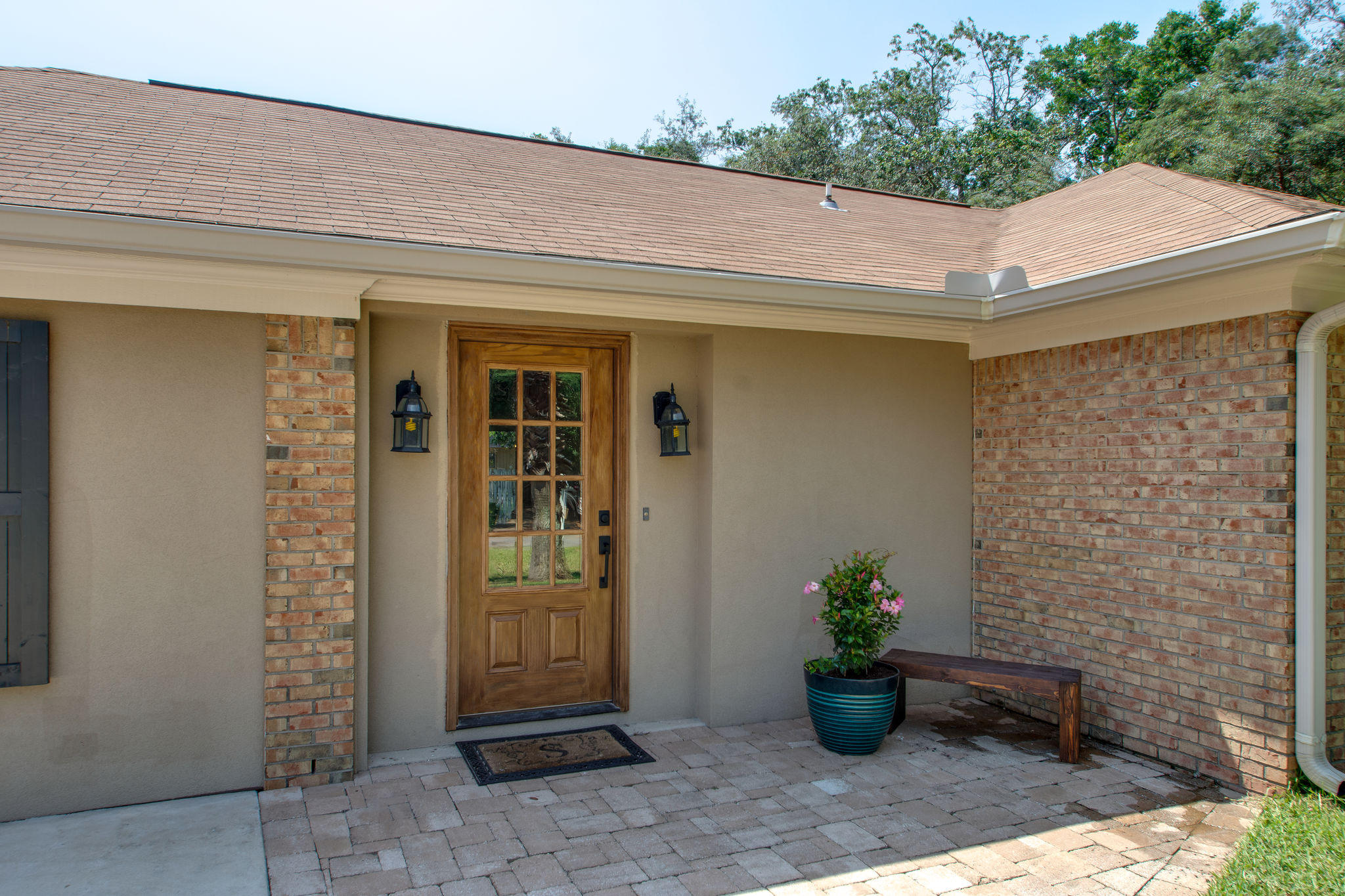 BAYVIEW MANOR - Residential