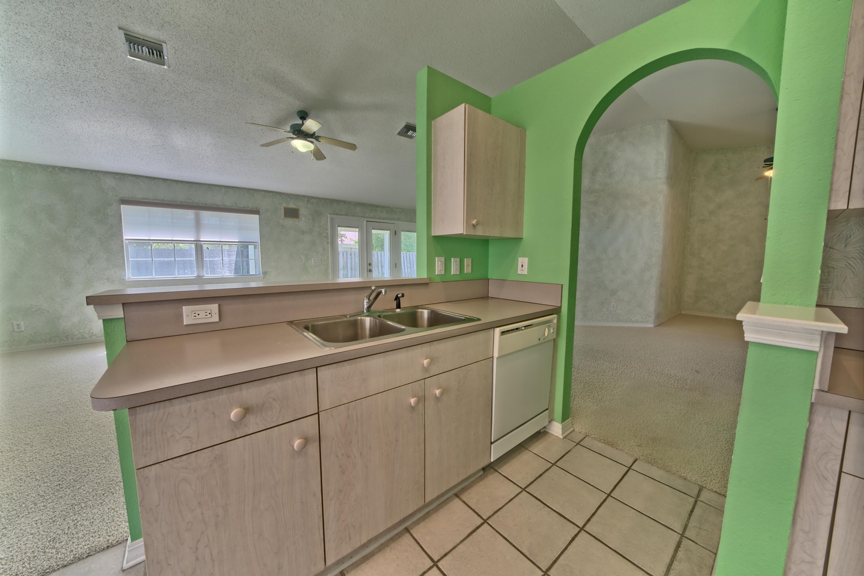 SUMMERWOOD - Residential