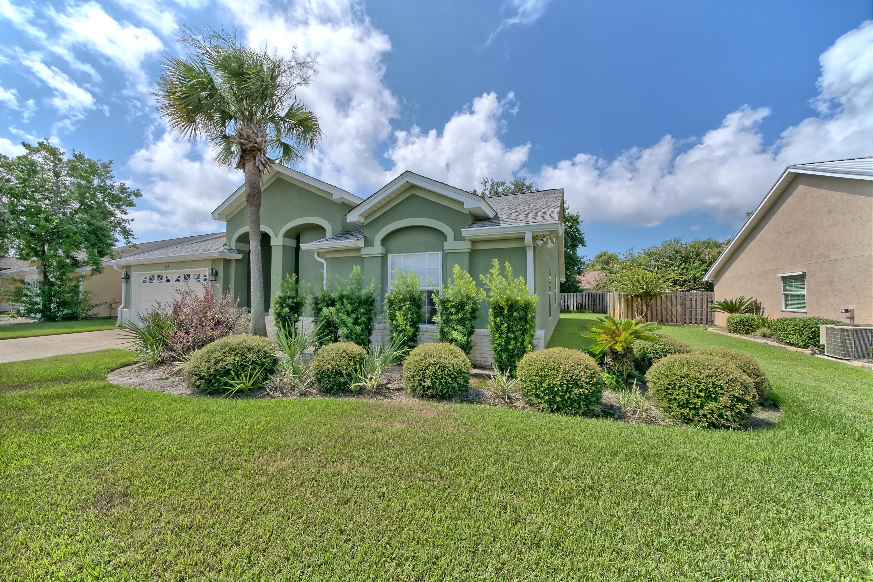 SUMMERWOOD - Residential