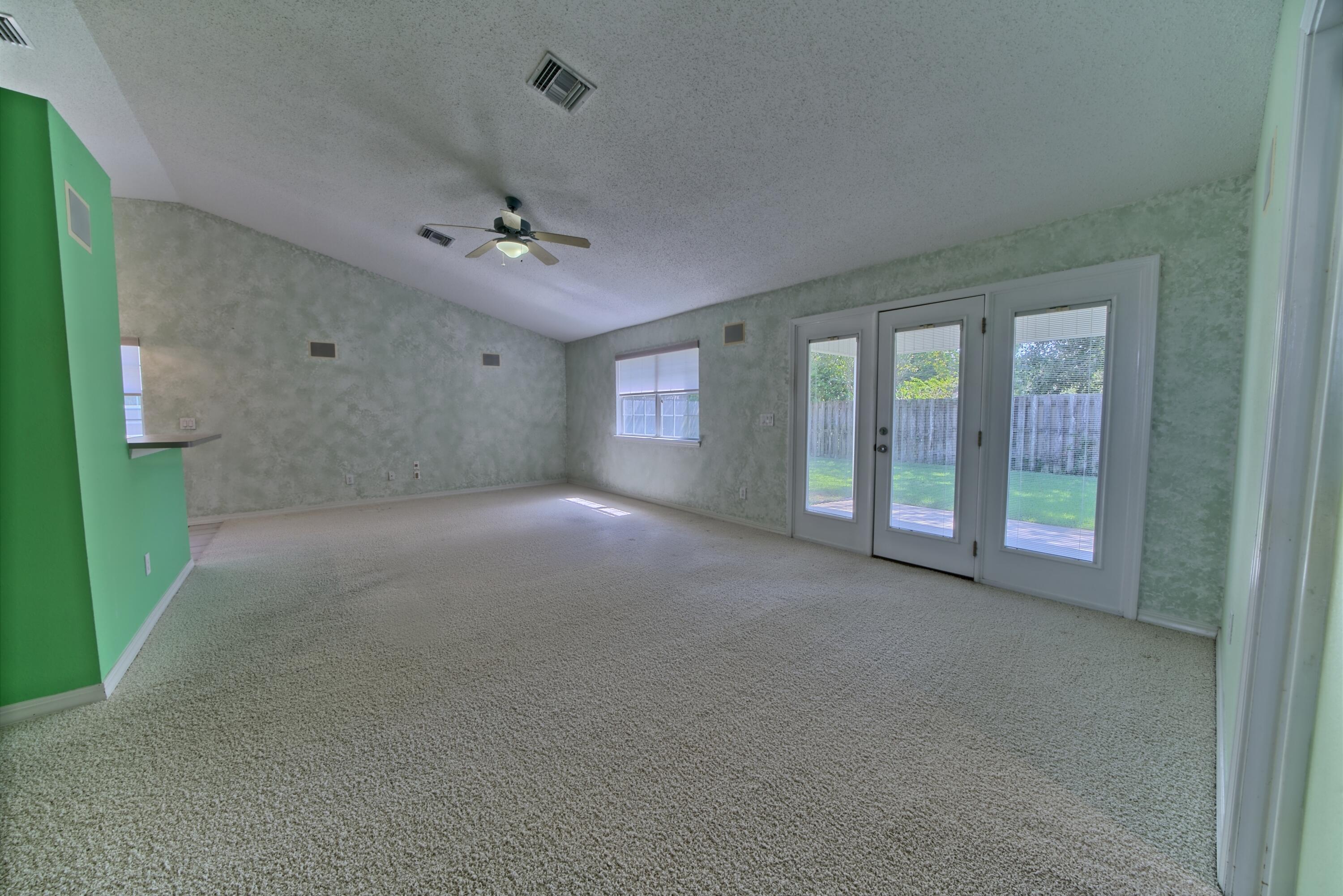 SUMMERWOOD - Residential