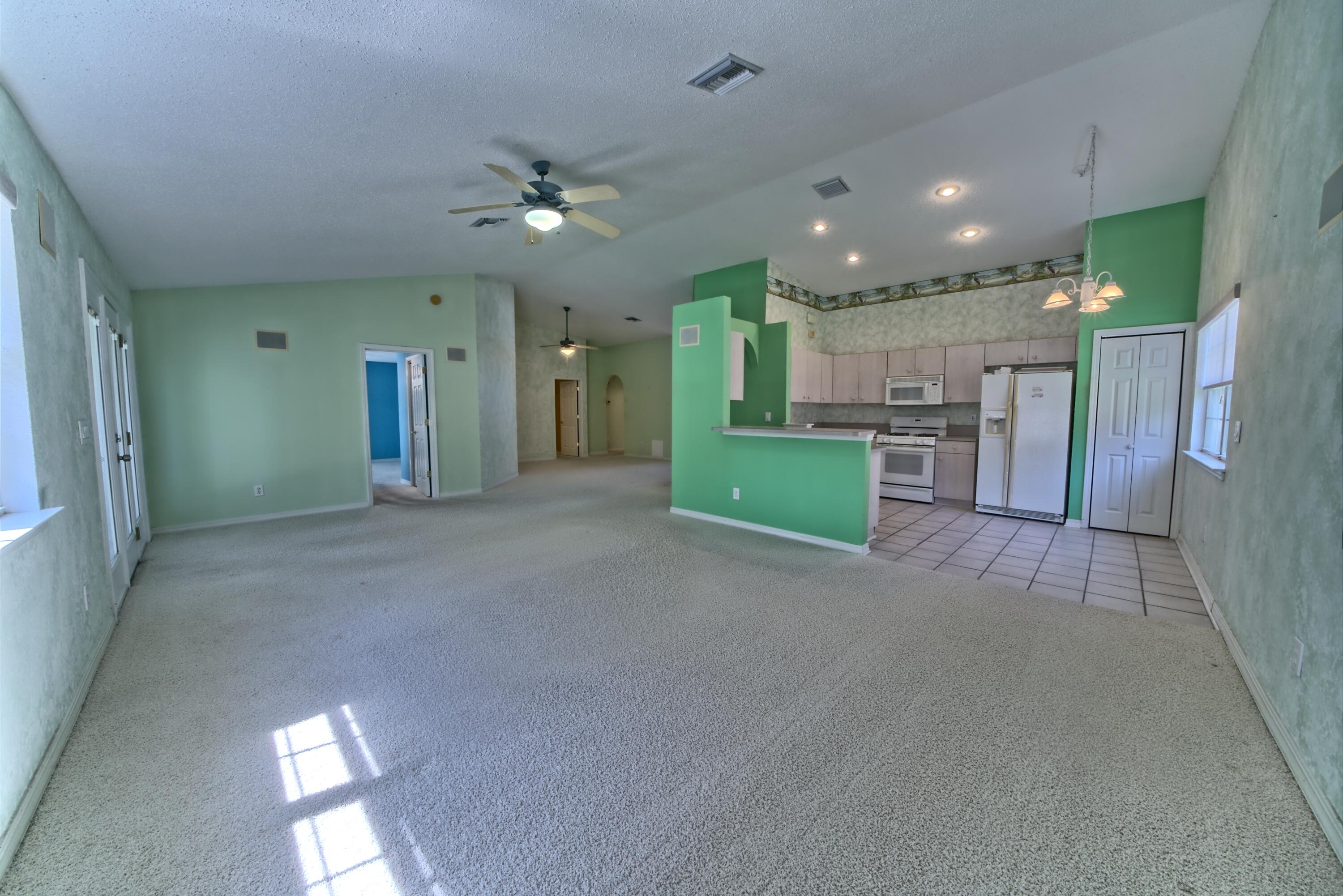 SUMMERWOOD - Residential