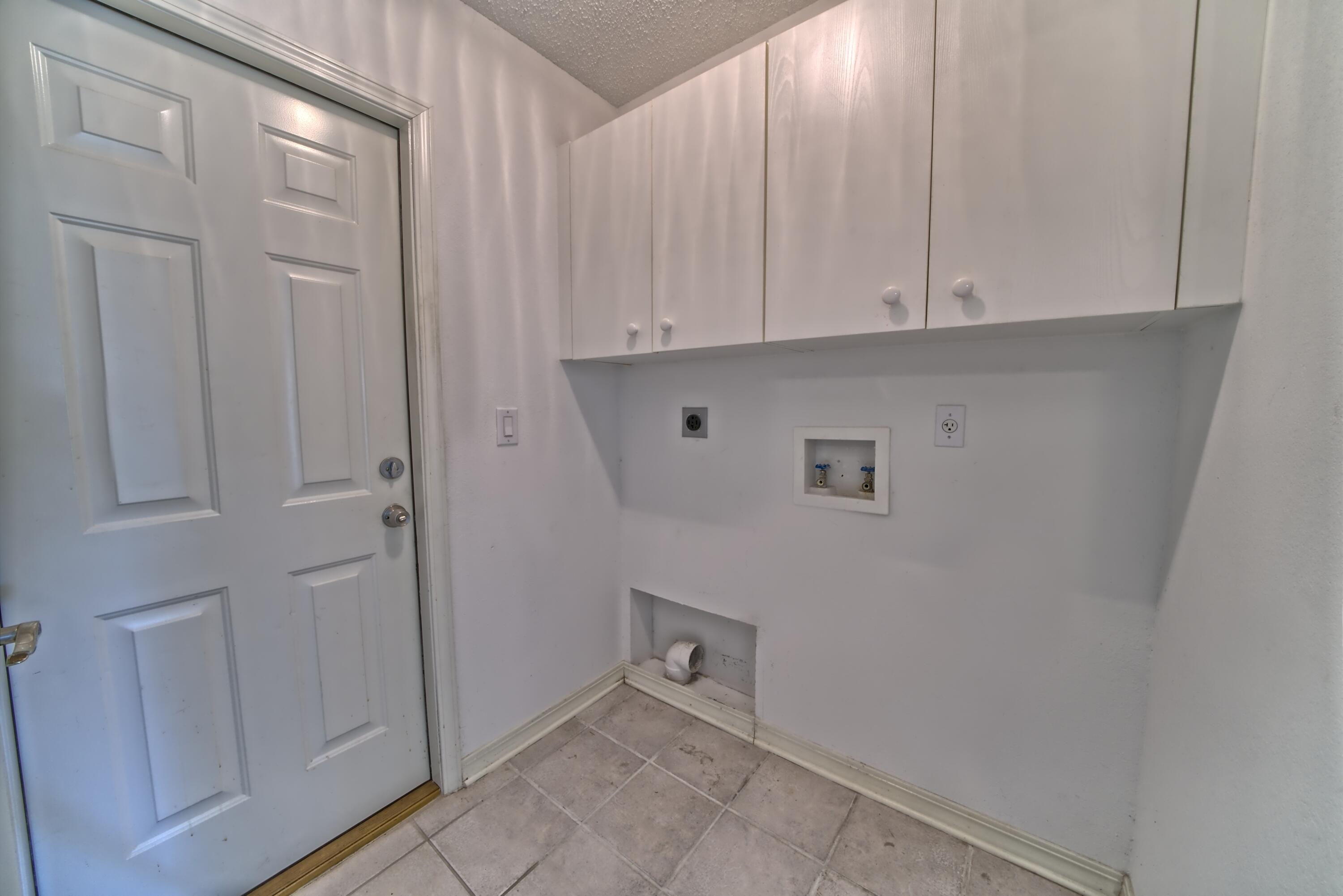 SUMMERWOOD - Residential