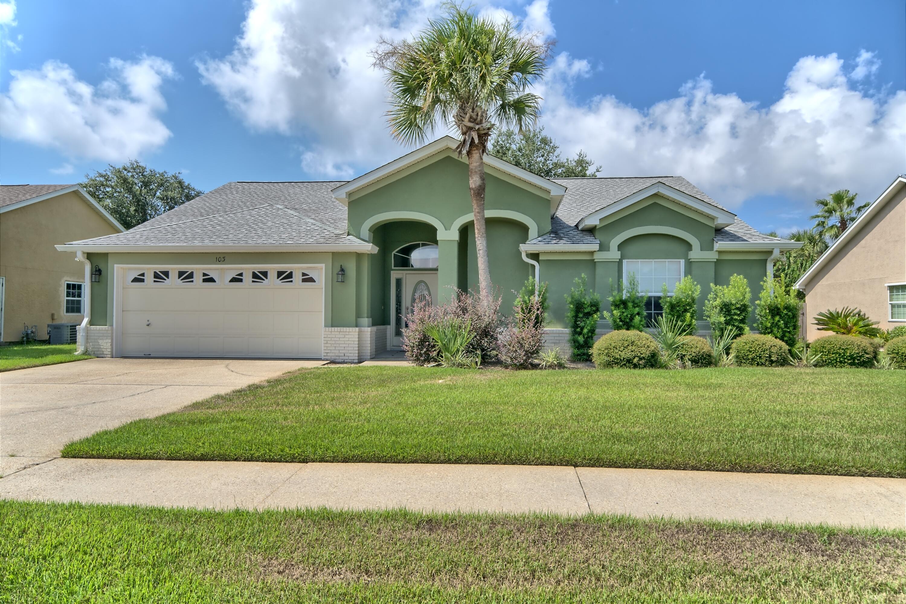 SUMMERWOOD - Residential