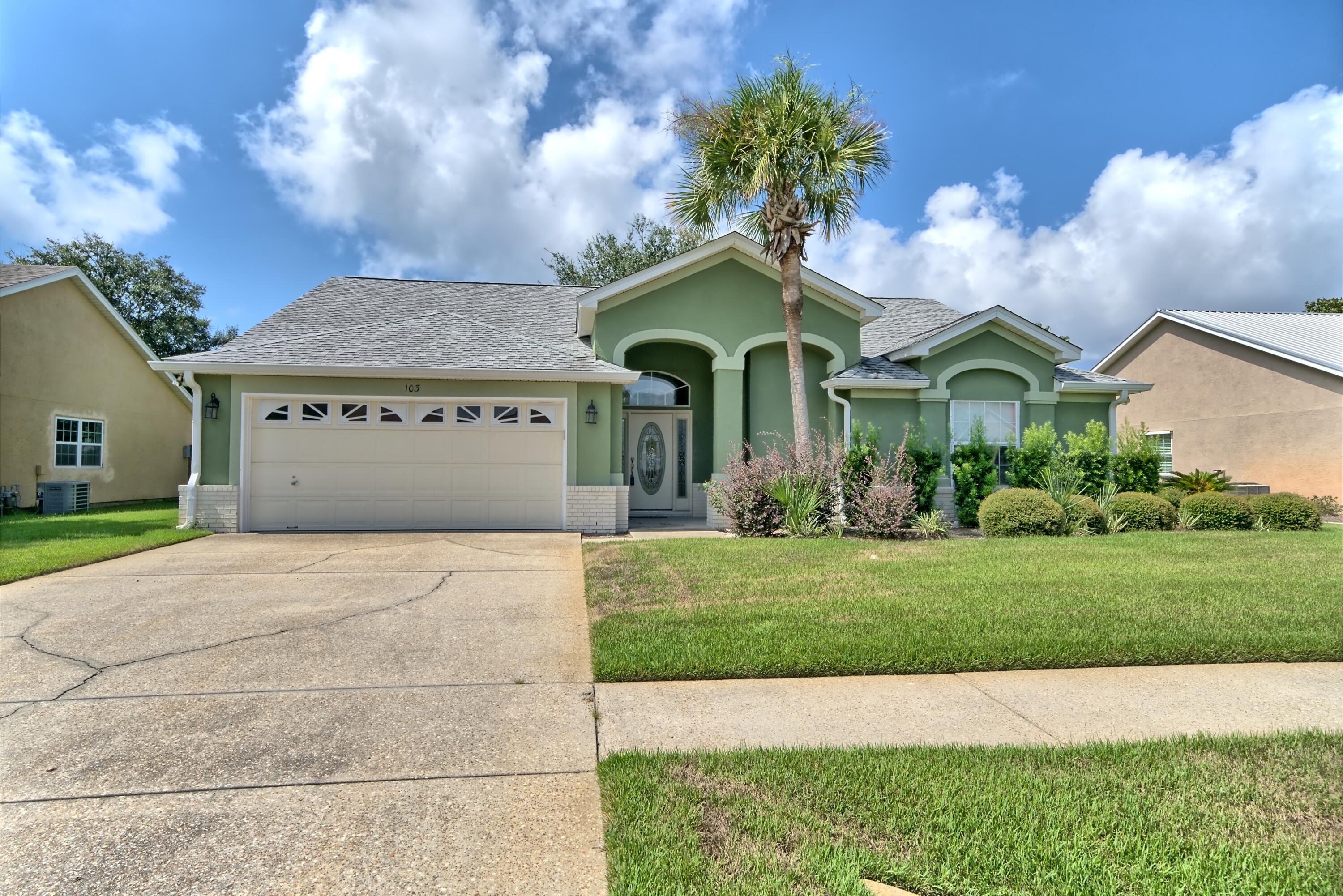 SUMMERWOOD - Residential