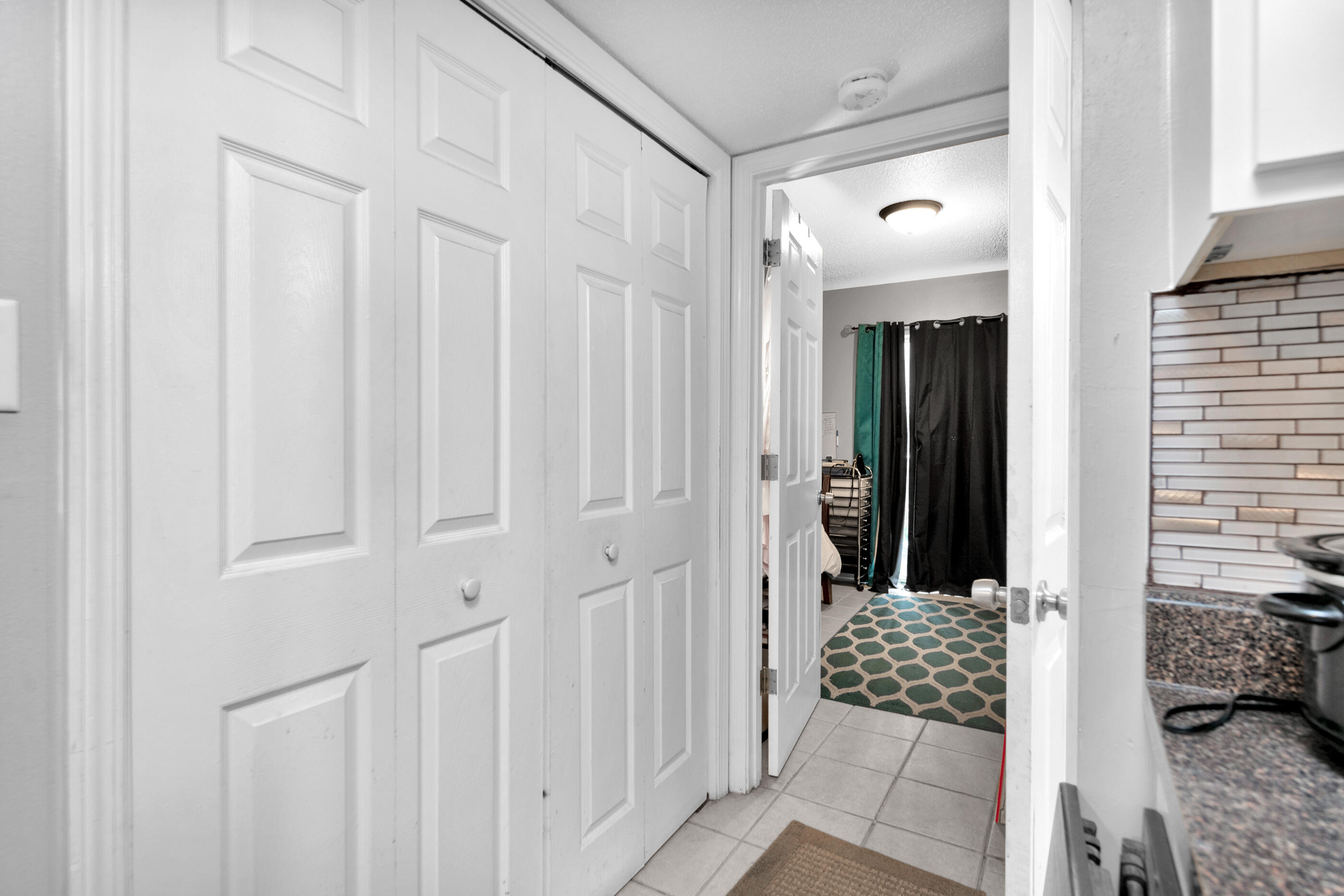 SHANGRA WOODS 1ST ADDN - Residential