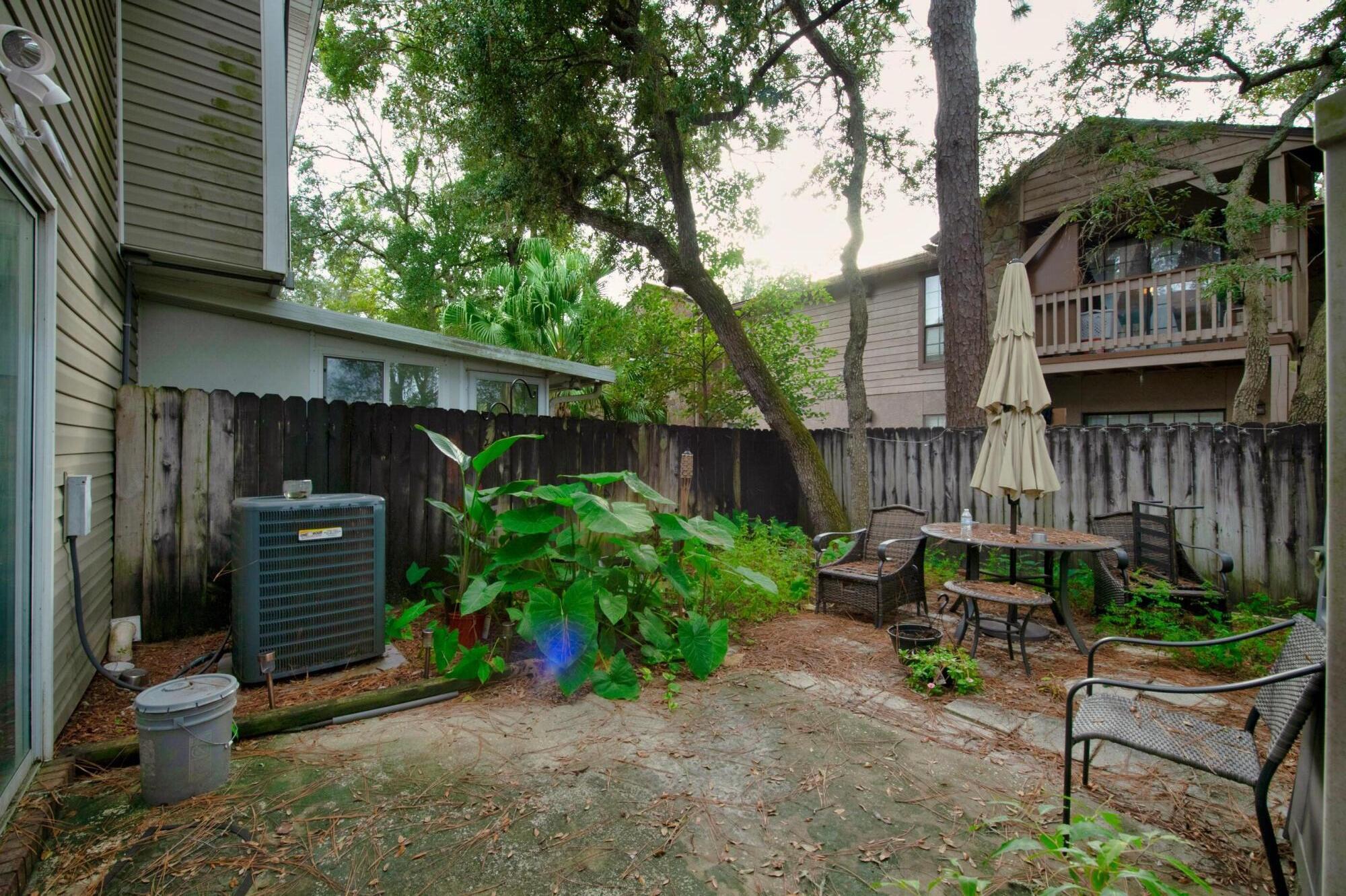 SHANGRA WOODS 1ST ADDN - Residential