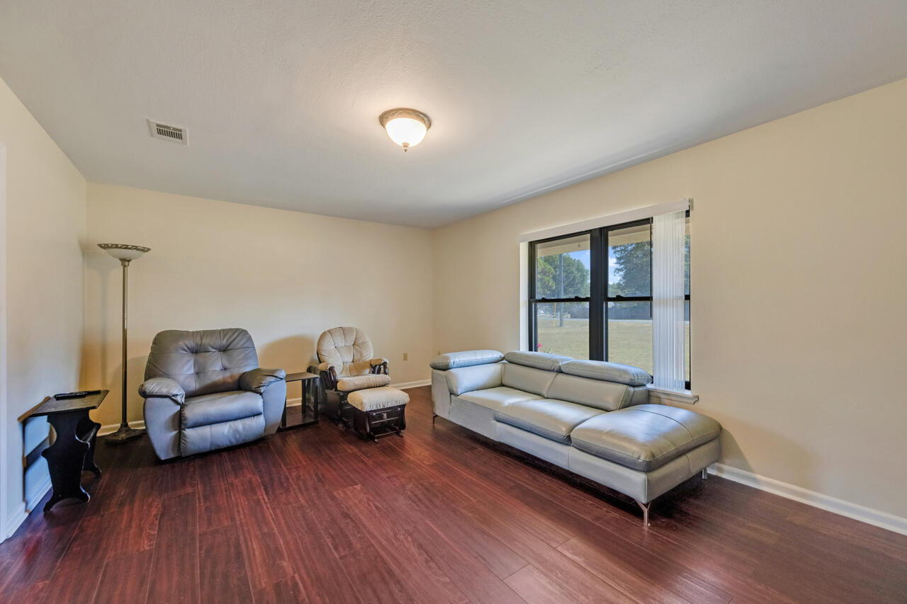 NONESUCH WAY - Residential