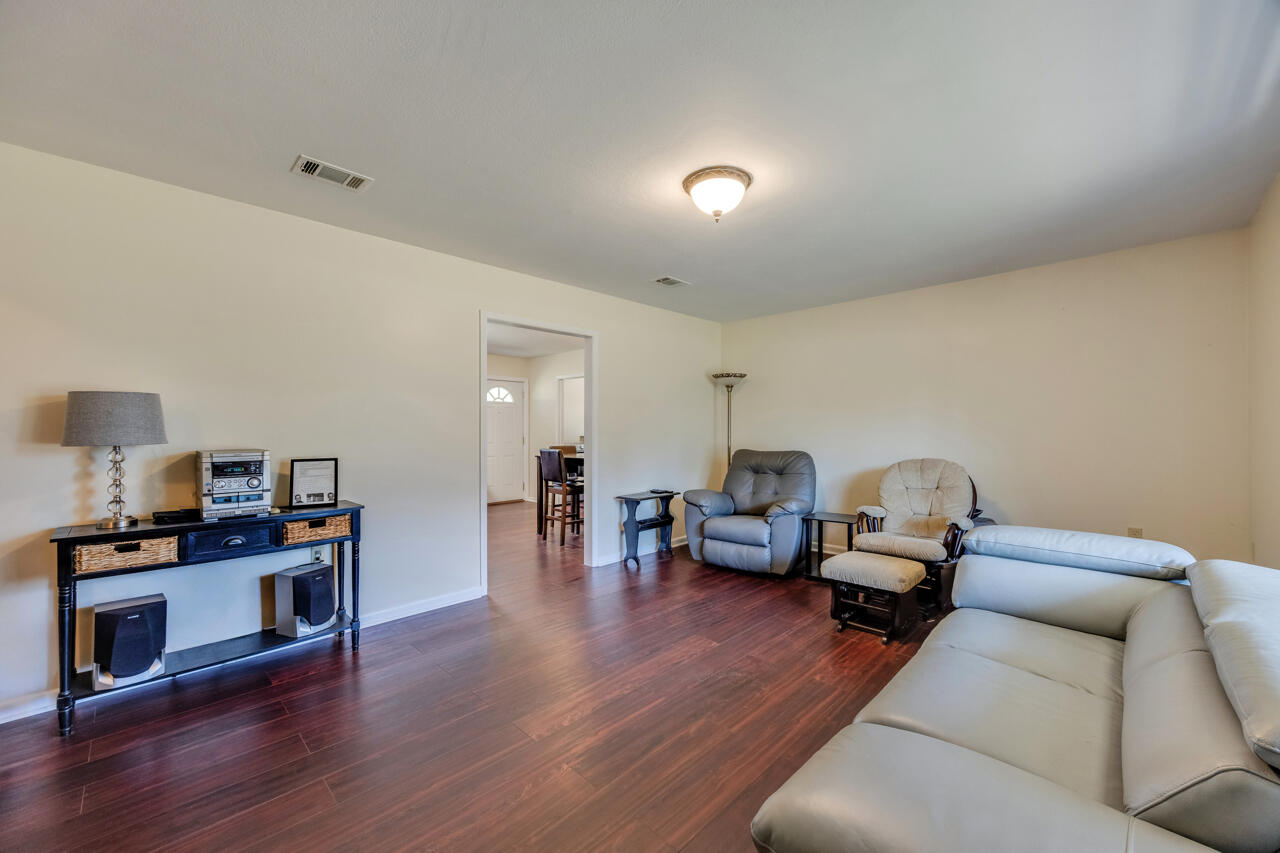 NONESUCH WAY - Residential