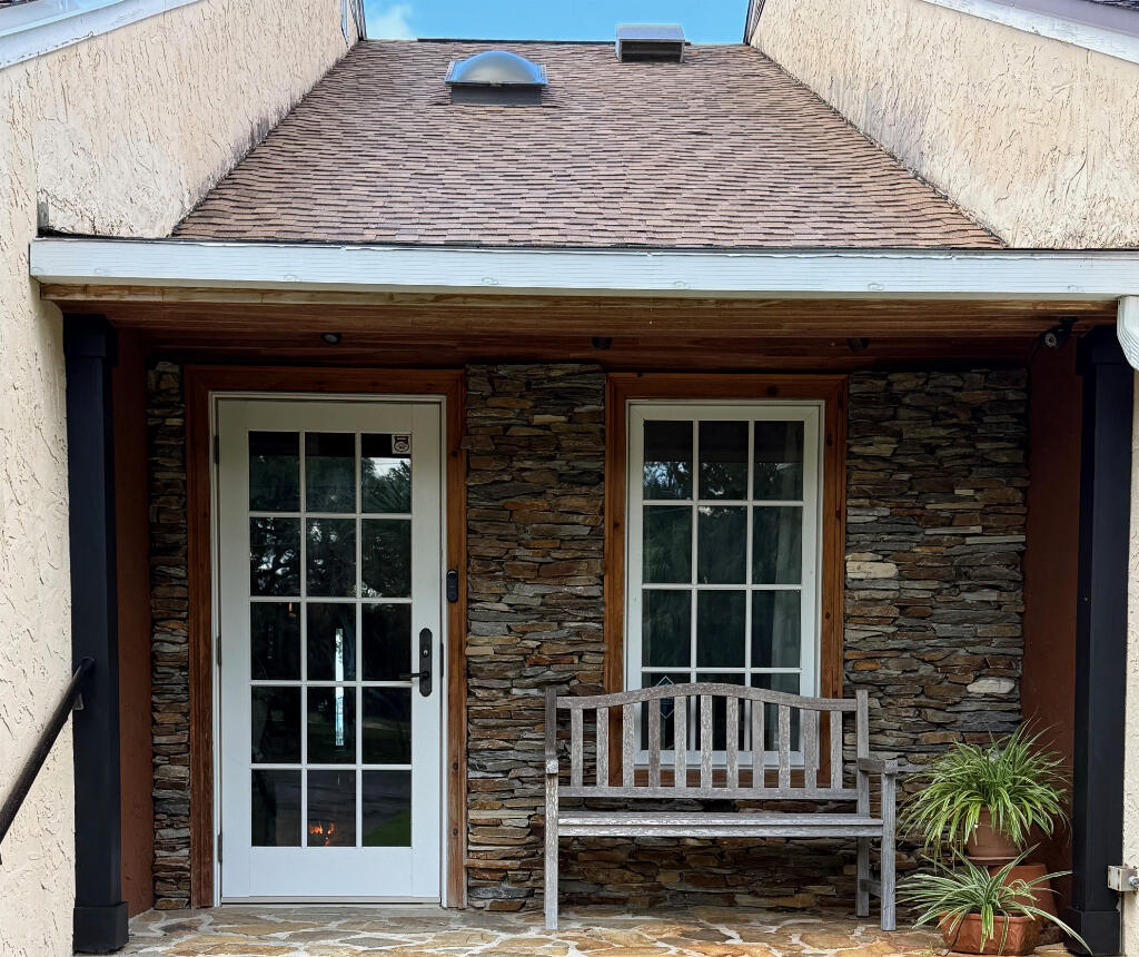 123 Clifford Drive