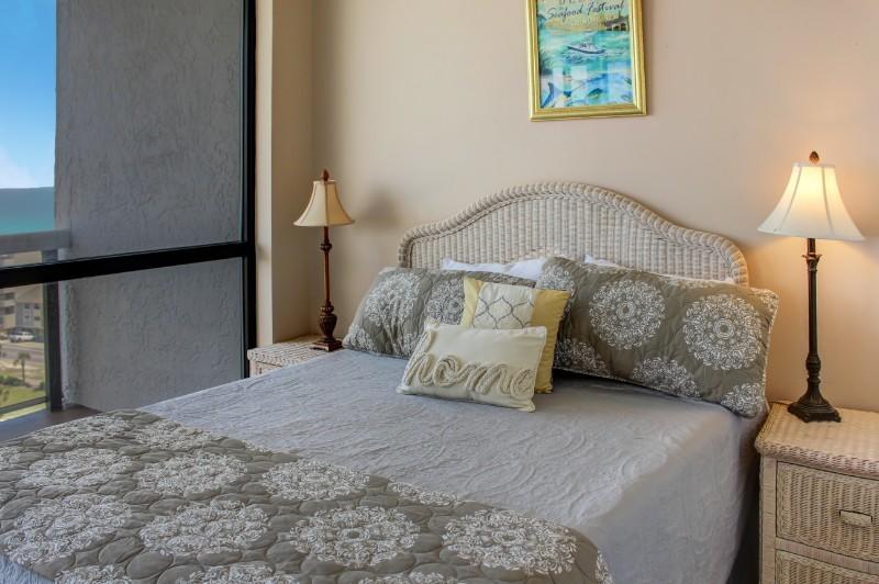 DESTIN SURFSIDE CONDO - Residential