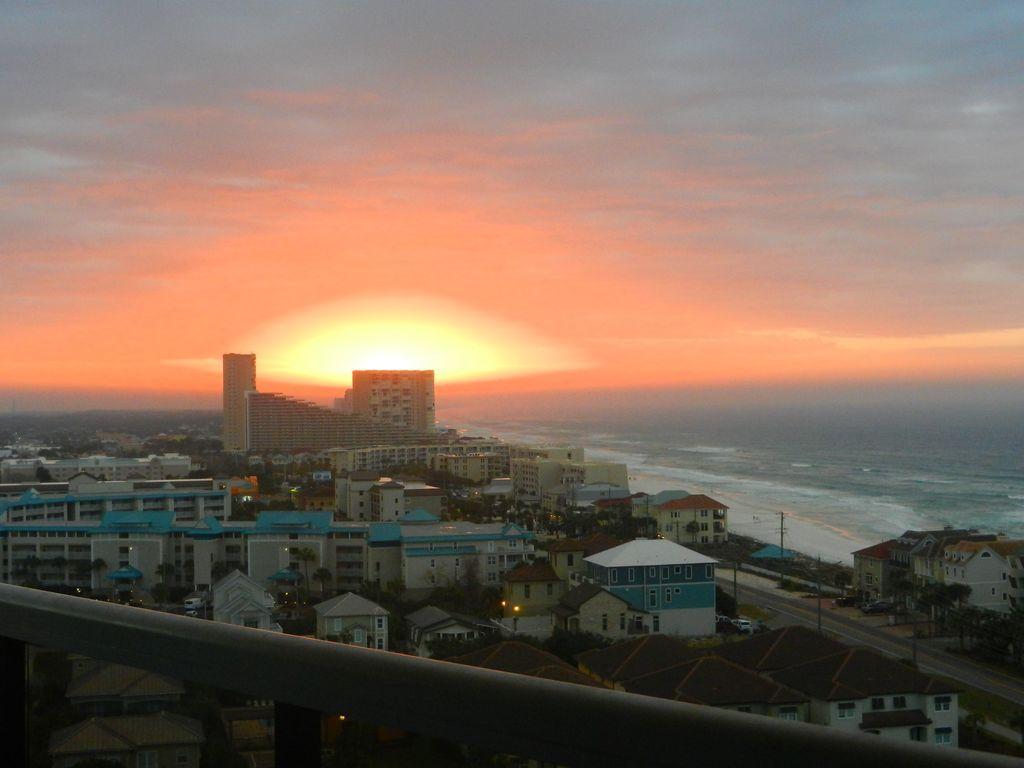 DESTIN SURFSIDE CONDO - Residential