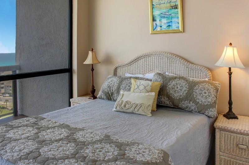 DESTIN SURFSIDE CONDO - Residential