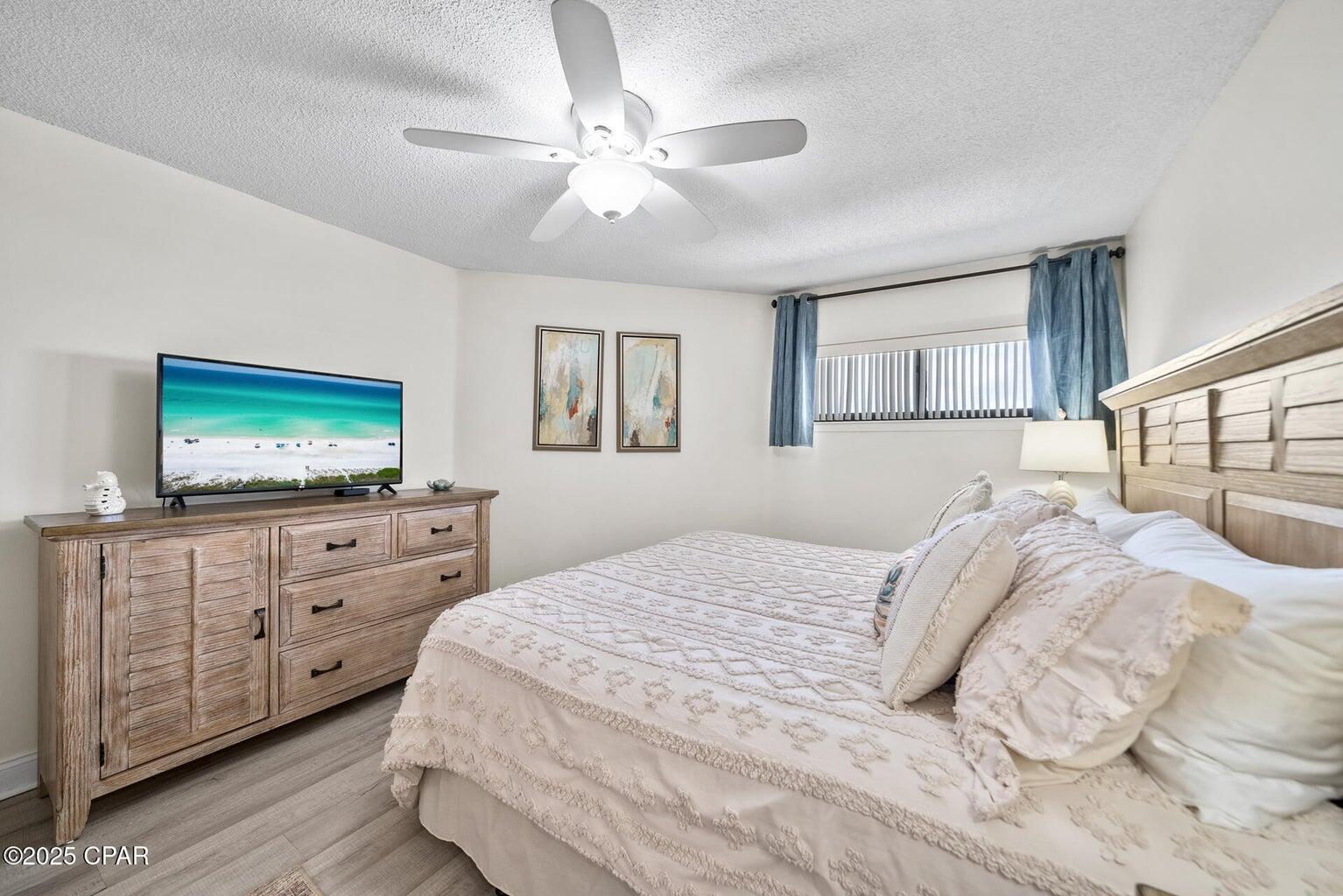 AQUAVISTA CONDO - Residential