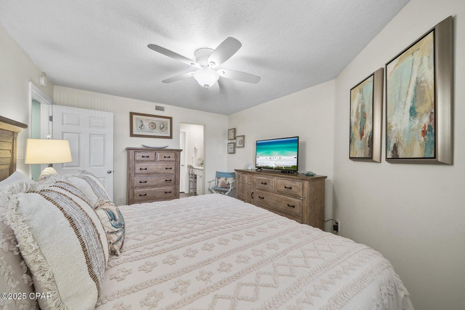 AQUAVISTA CONDO - Residential