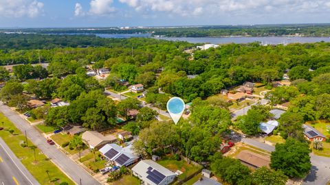 A home in Niceville