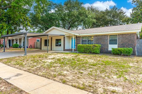 A home in Niceville