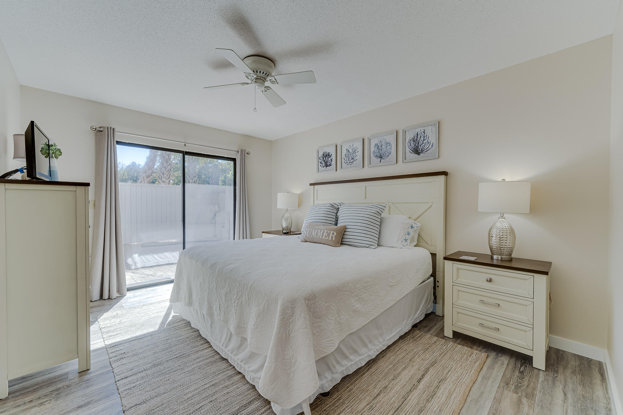 LINKSIDE VILLAGE UNIT 1 - Residential