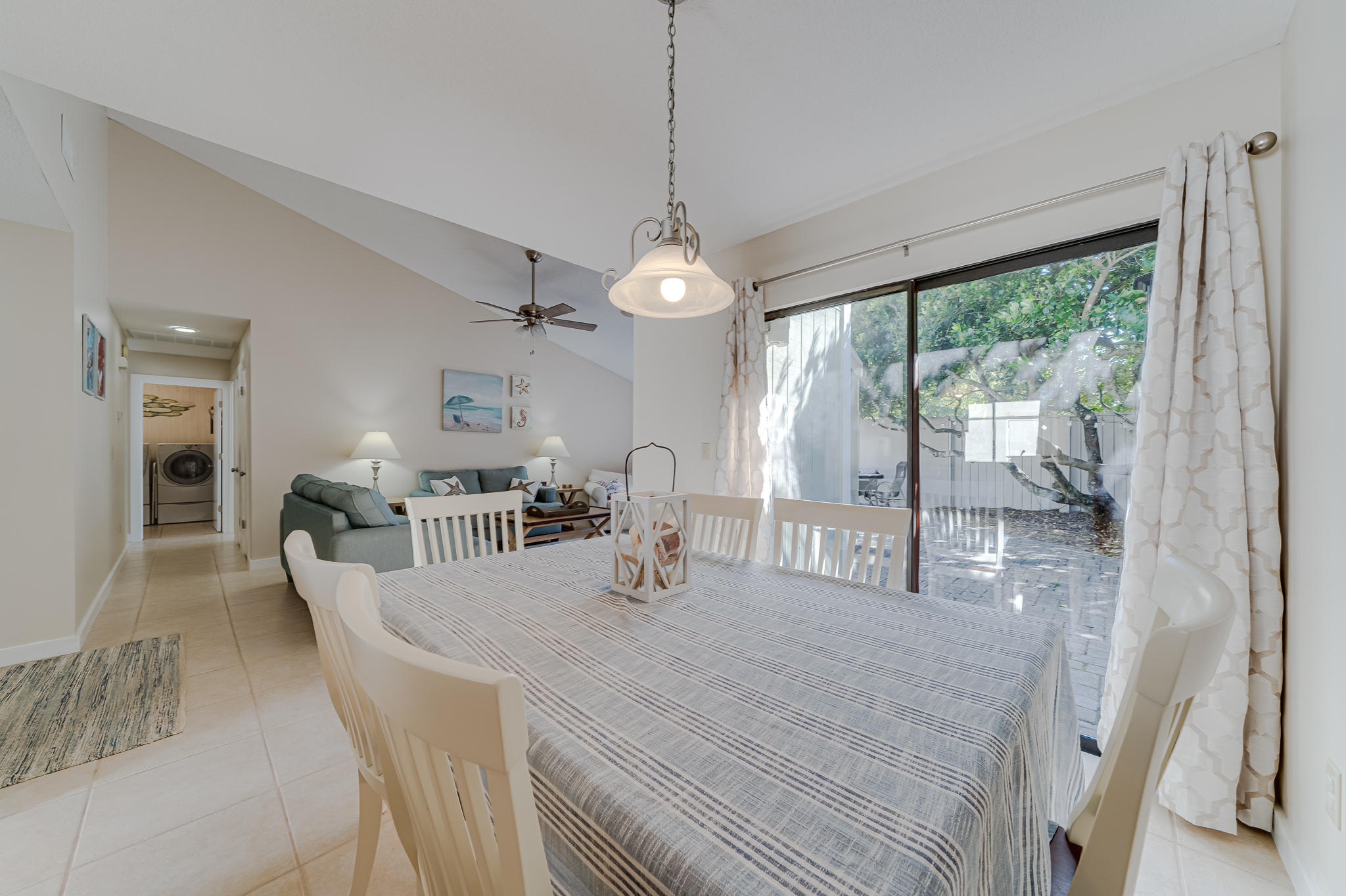 LINKSIDE VILLAGE UNIT 1 - Residential