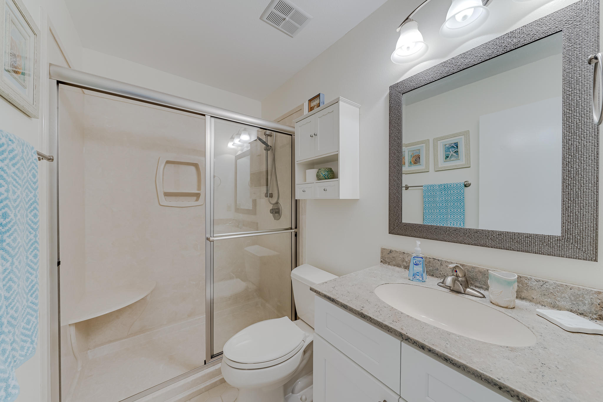 LINKSIDE VILLAGE UNIT 1 - Residential