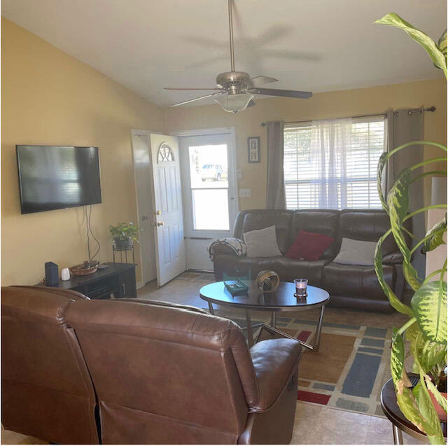 APLIN HEIGHTS S/D PH 1 - Residential Lease