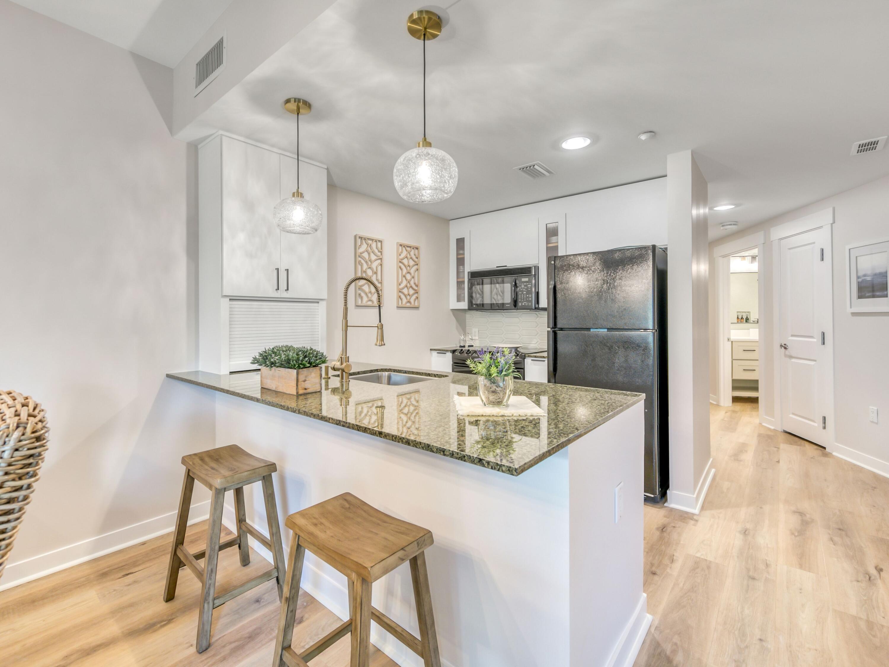 BAHIA CONDO - Residential