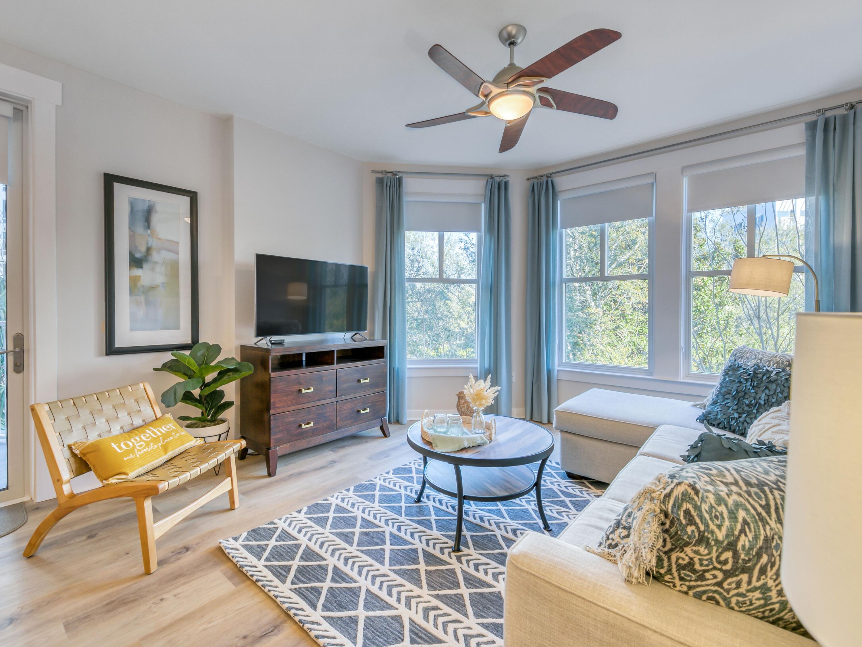 BAHIA CONDO - Residential