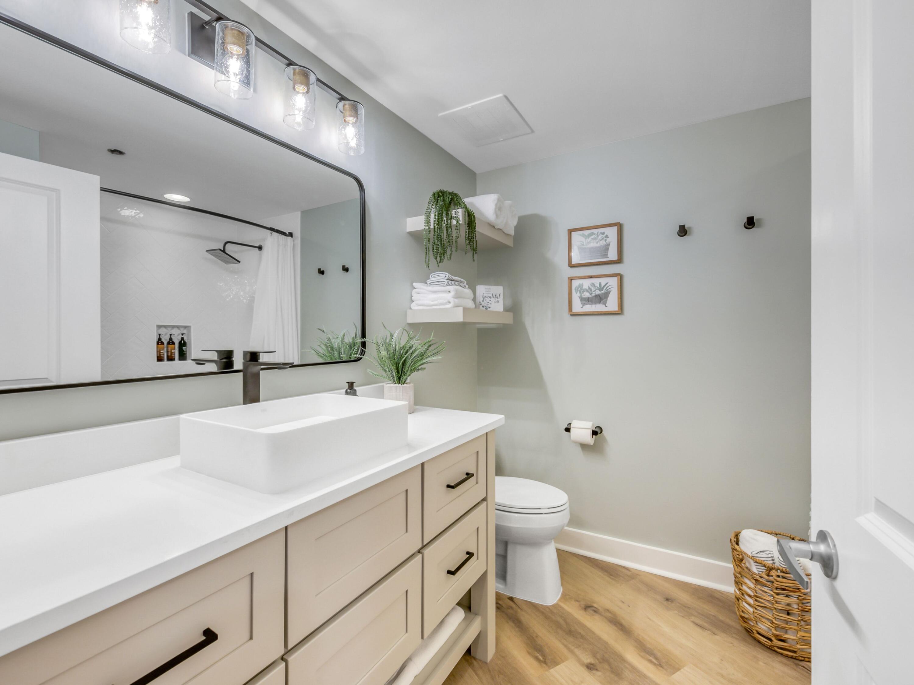 BAHIA CONDO - Residential