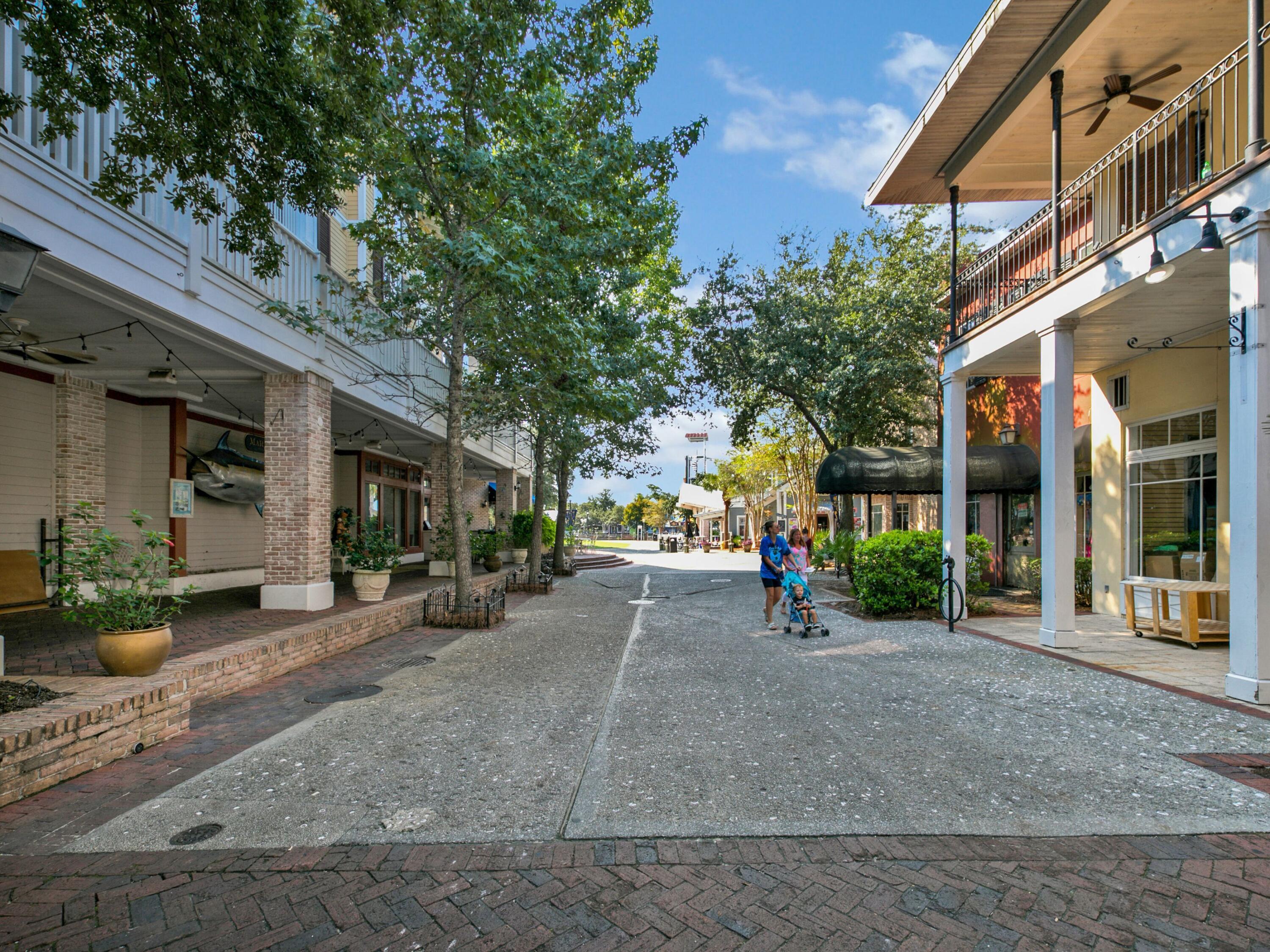 BAHIA CONDO - Residential