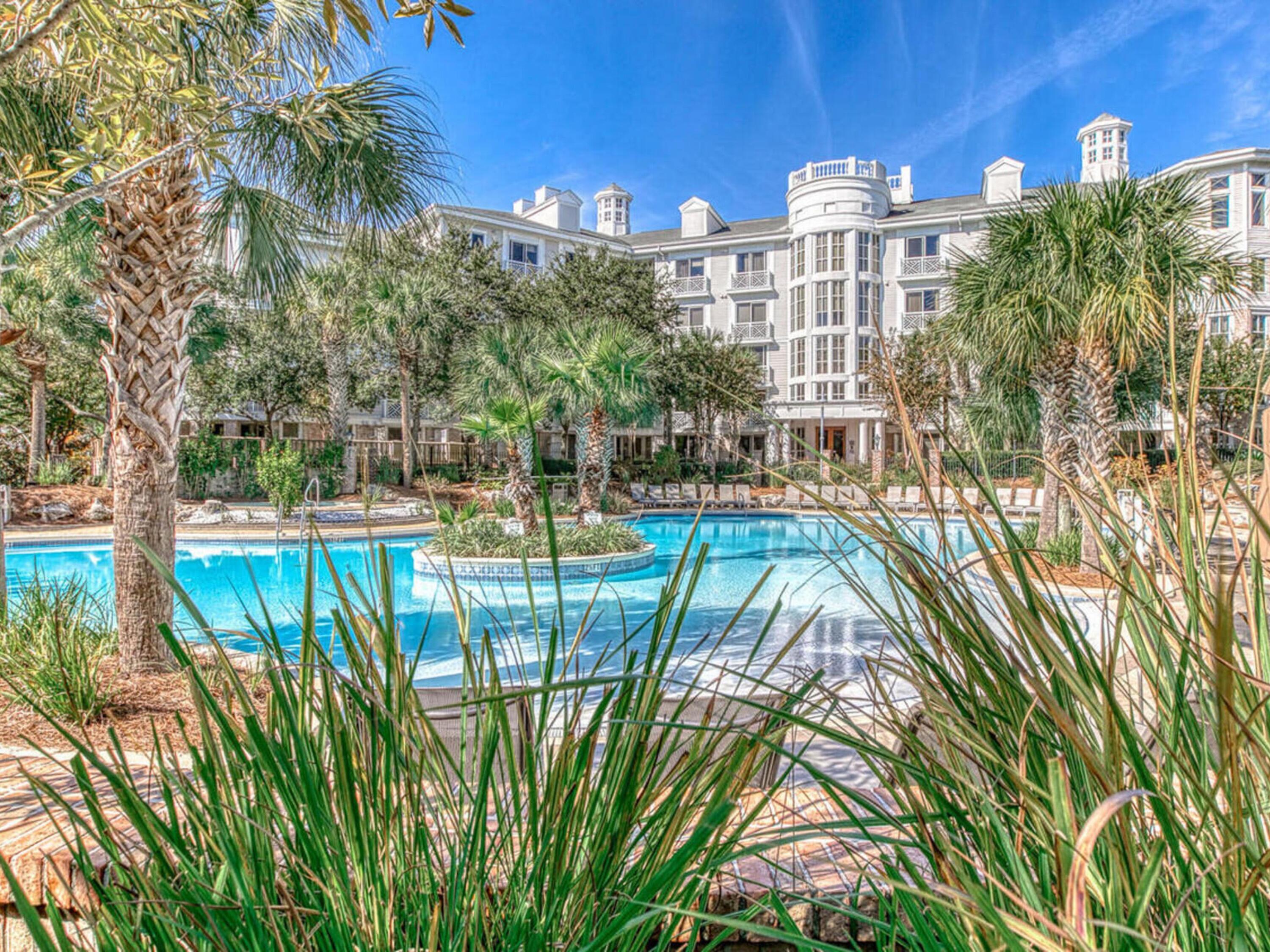 BAHIA CONDO - Residential
