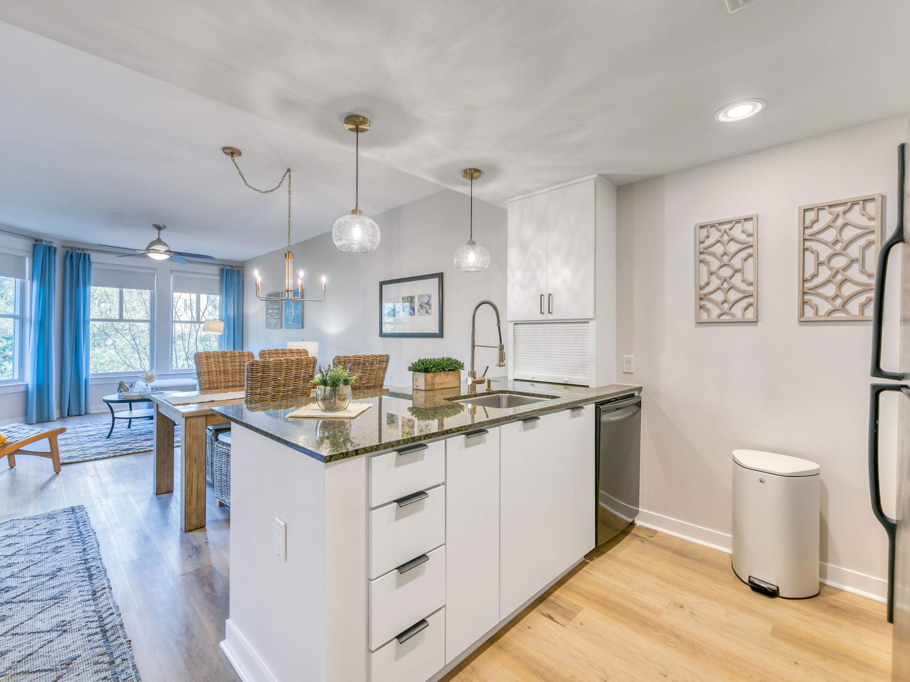 BAHIA CONDO - Residential