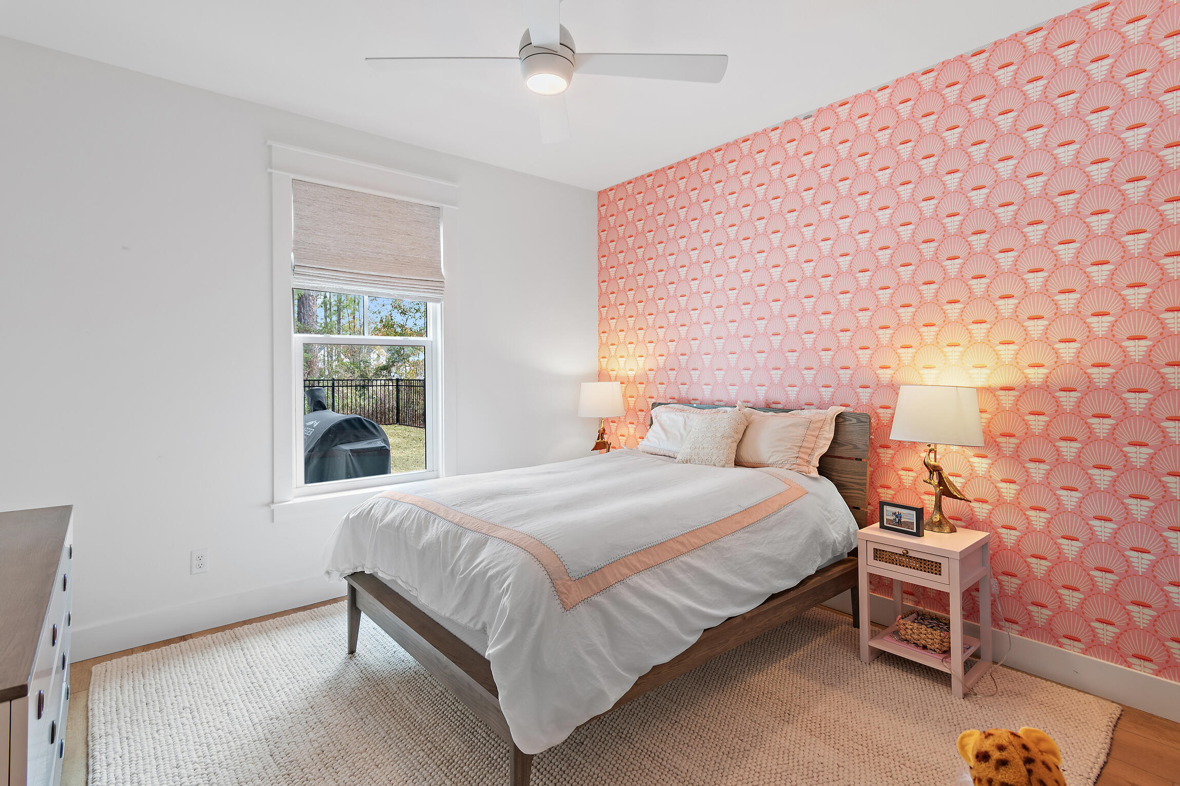 SECLUSION BAY - Residential