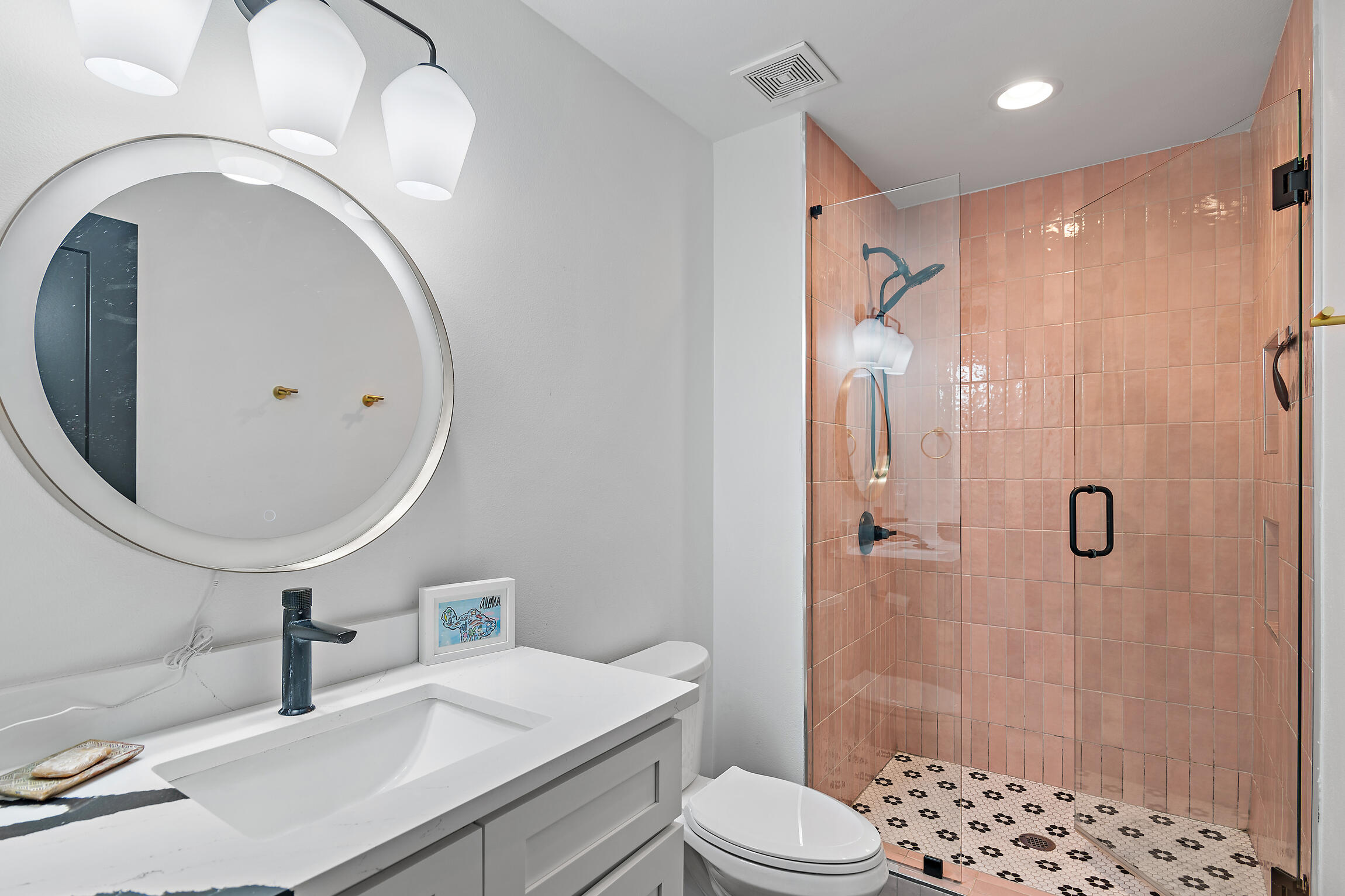 SECLUSION BAY - Residential