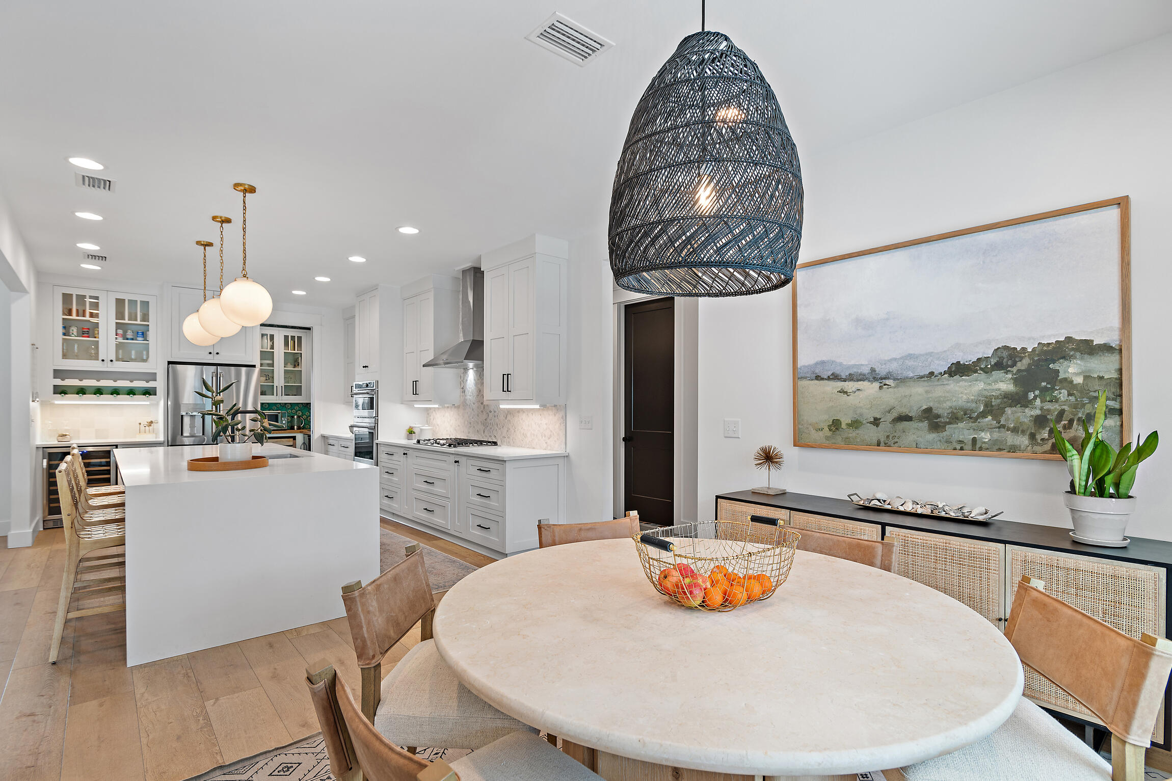 SECLUSION BAY - Residential