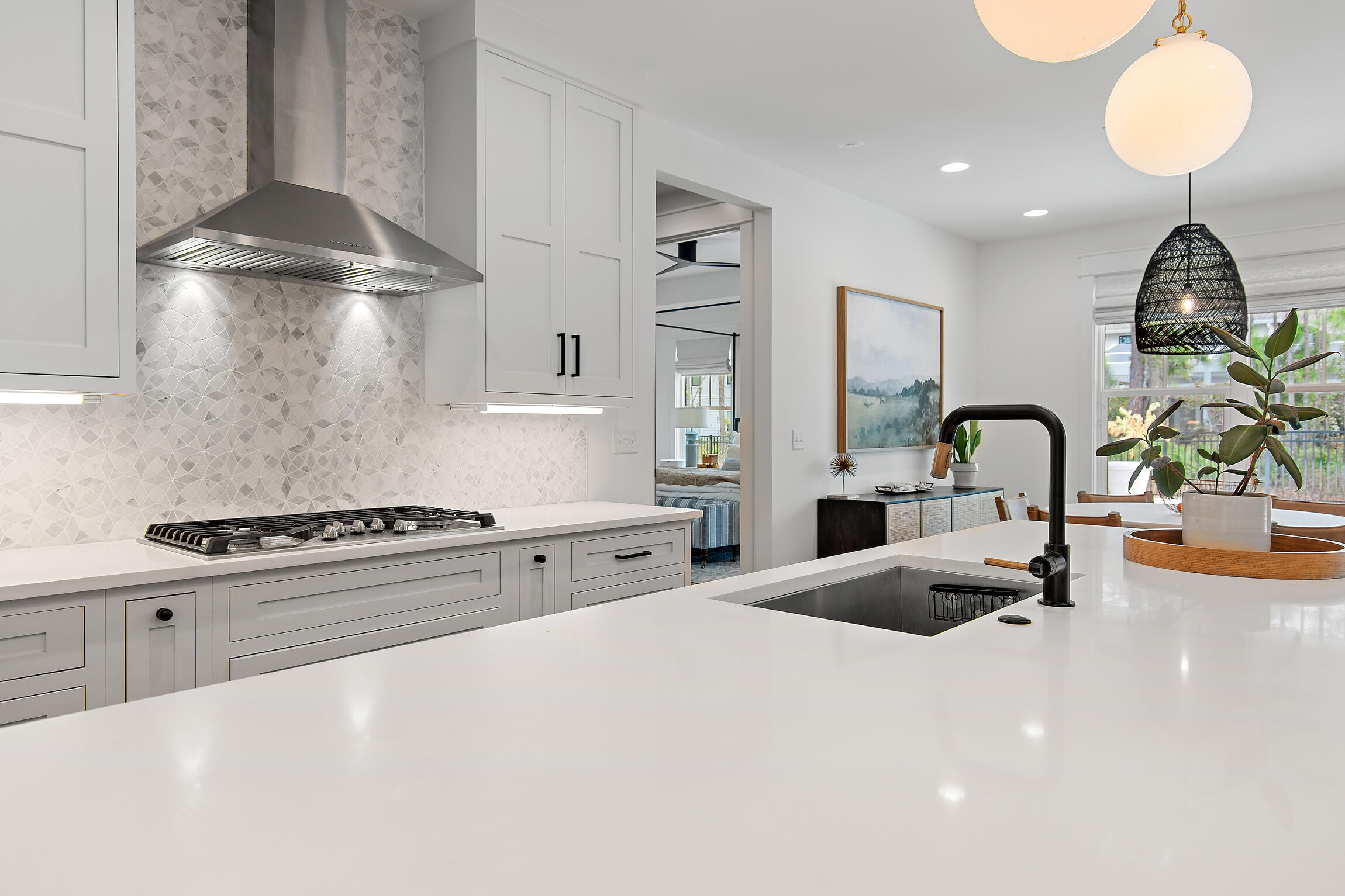 SECLUSION BAY - Residential