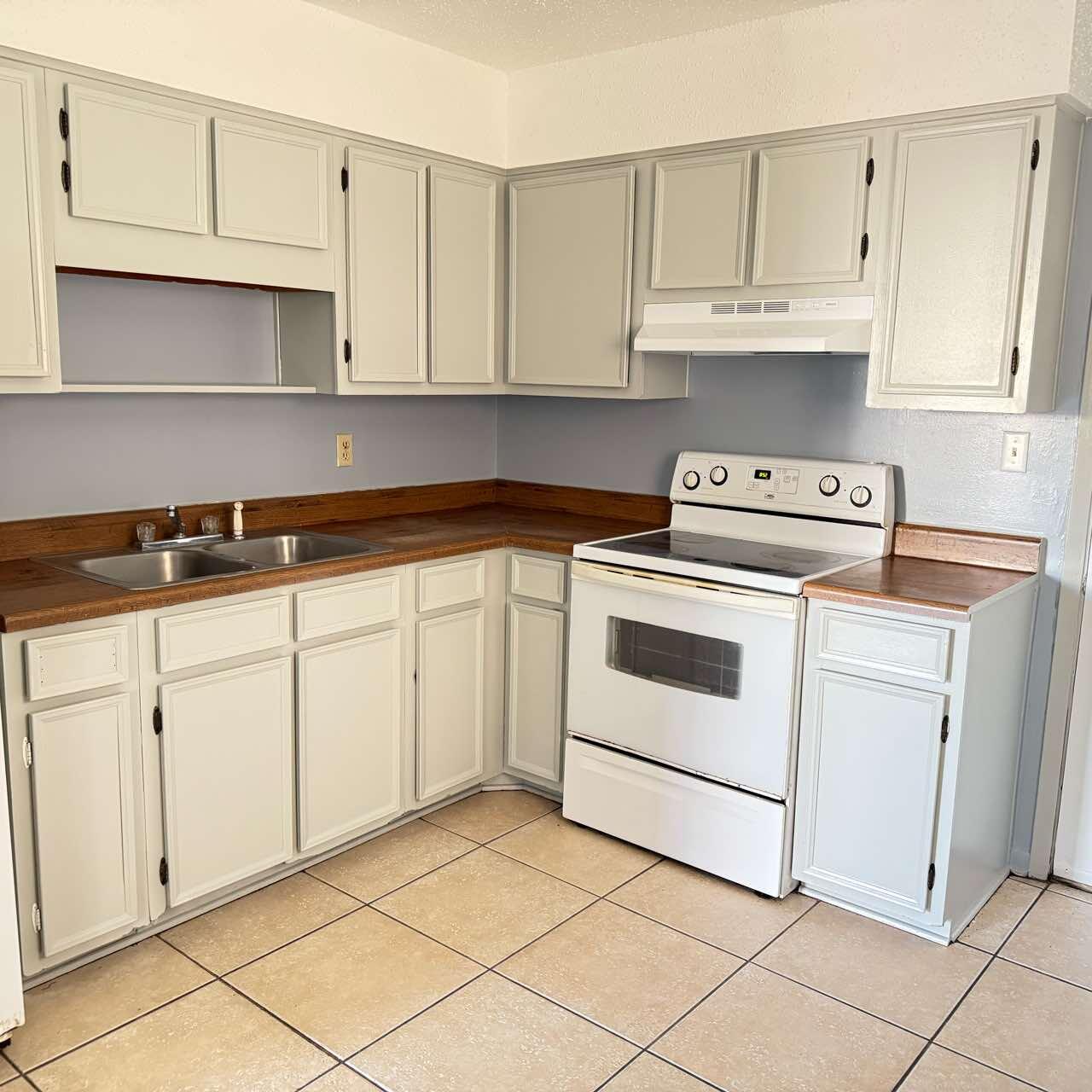 824 Tanager Road Apartments - Residential Lease