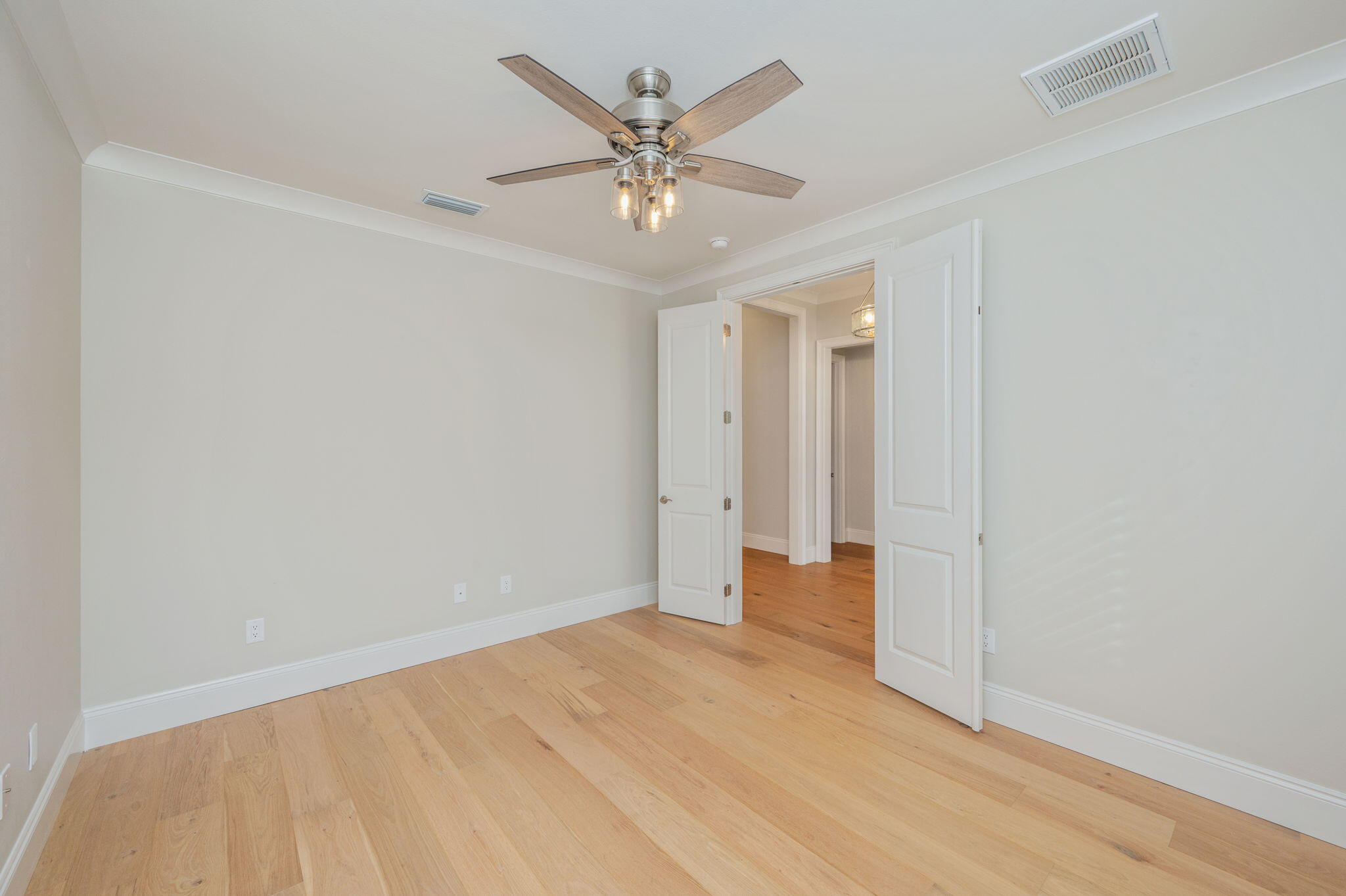 CLAIRES VINEYARD - Residential