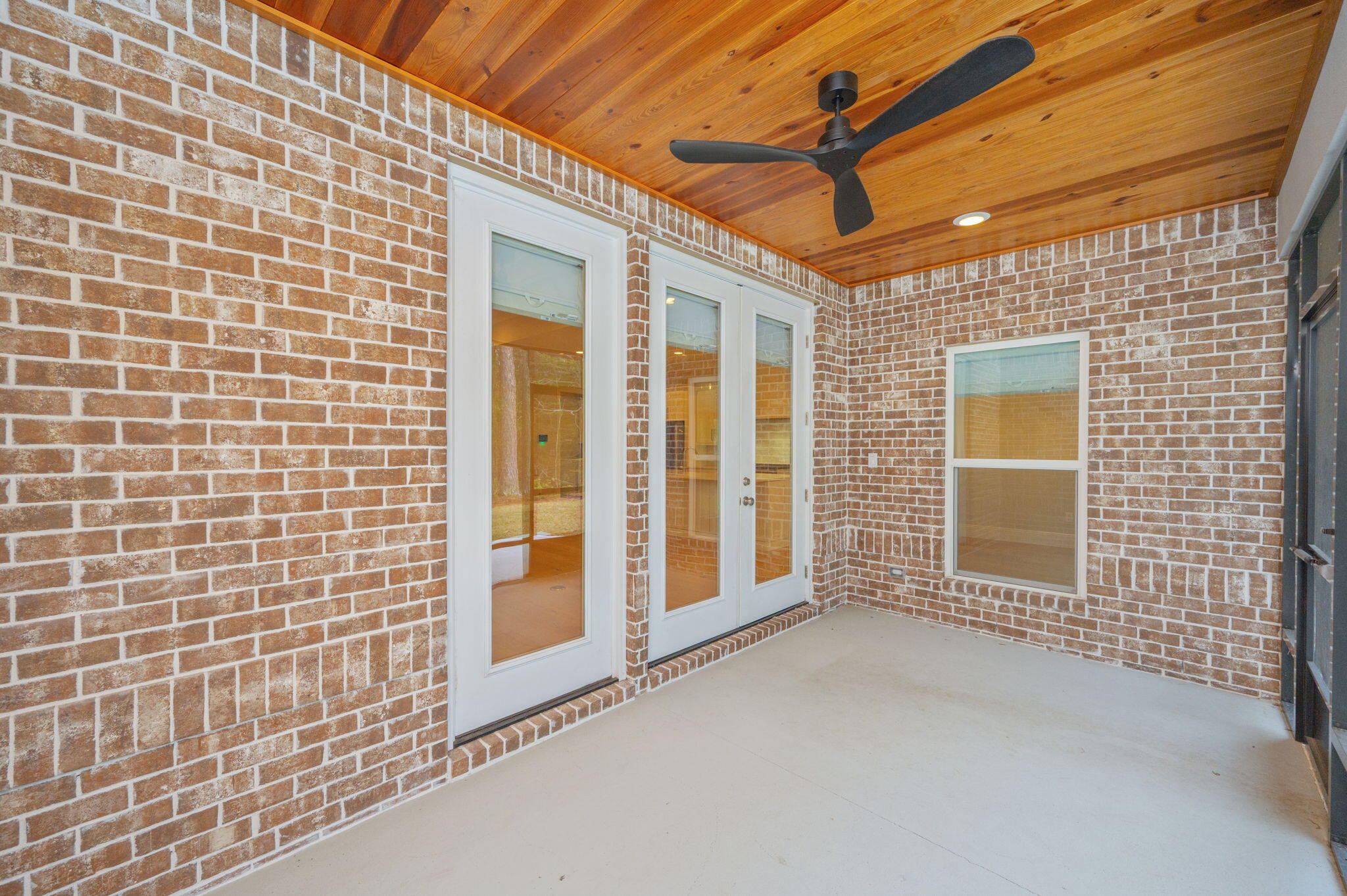 CLAIRES VINEYARD - Residential