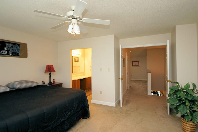 LAKESIDE CONDO AT BLUEWATER BAY - Residential