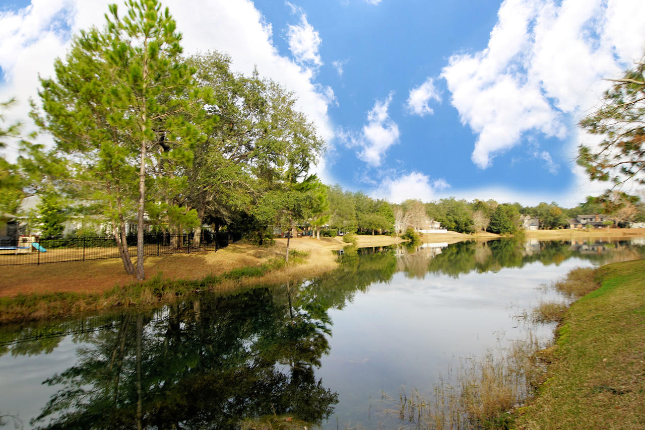 LAKESIDE CONDO AT BLUEWATER BAY - Residential