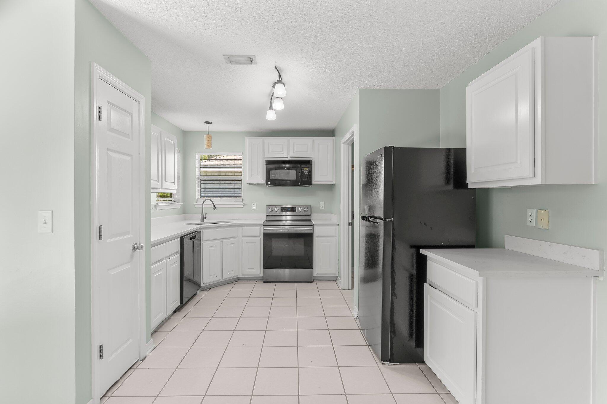 HARBOR BREEZE 3RD ADDN - Residential