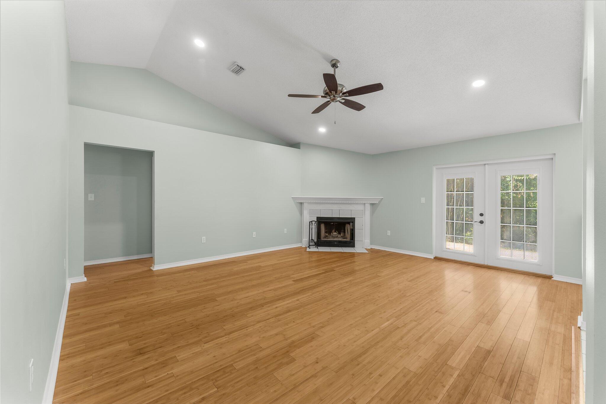 HARBOR BREEZE 3RD ADDN - Residential