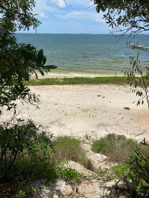 2847 US Highway 98 Mary Esther FL 32569