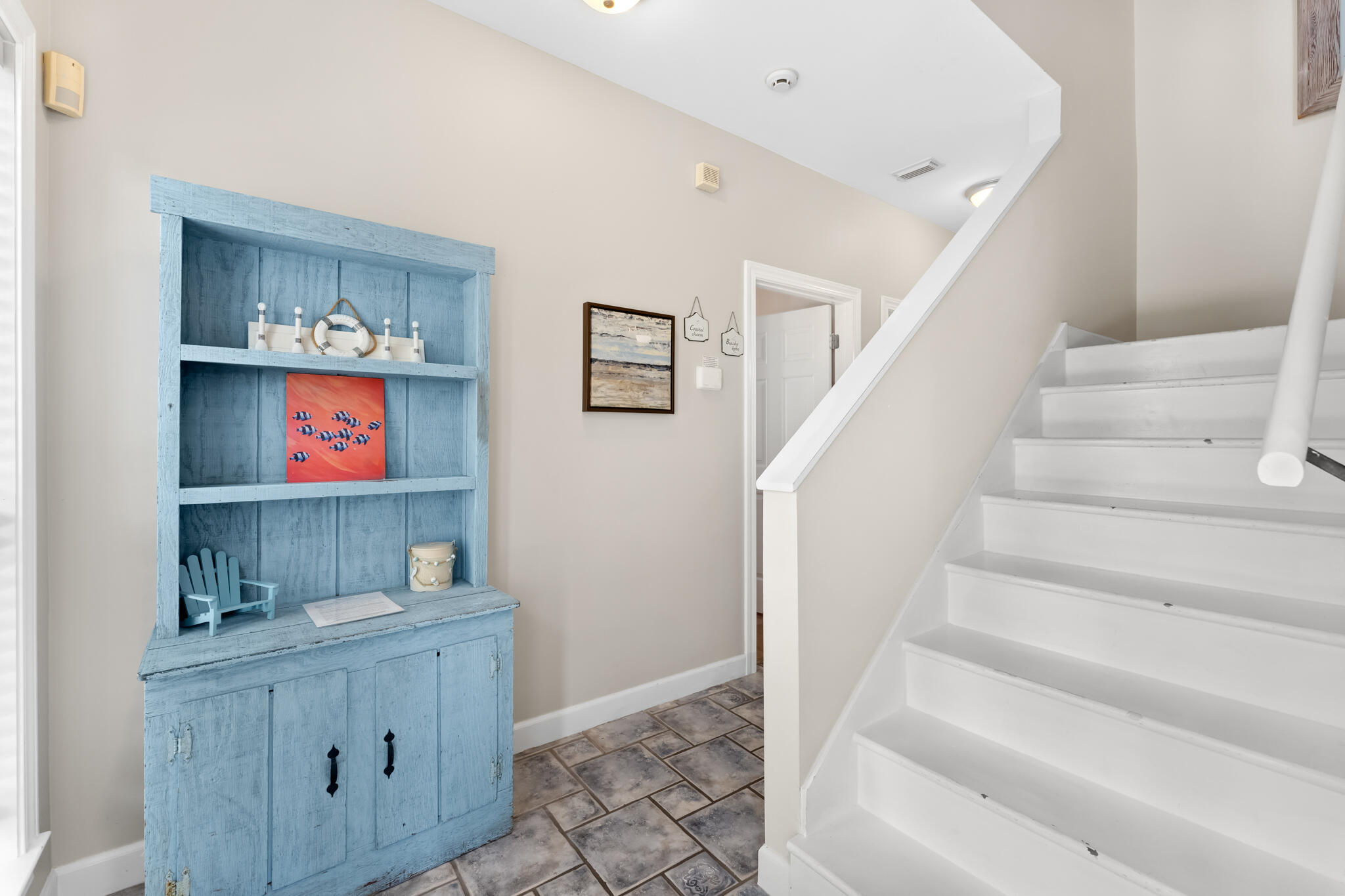 MARAVILLA SHORES - Residential