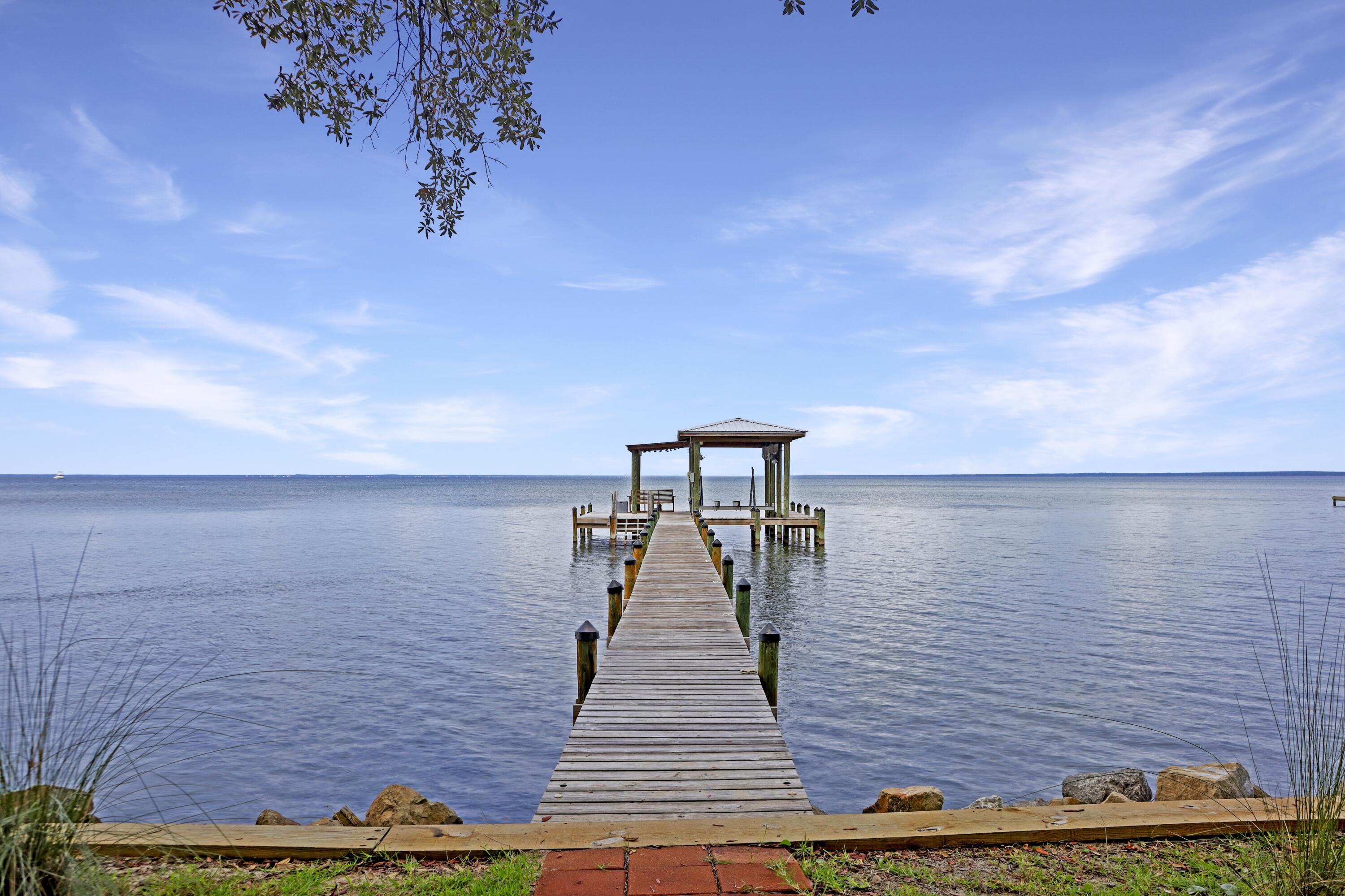 SANDY COVE - Residential