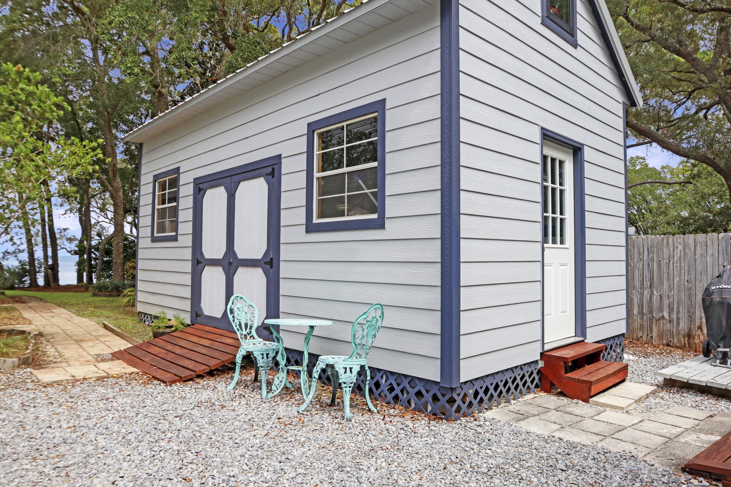 SANDY COVE - Residential