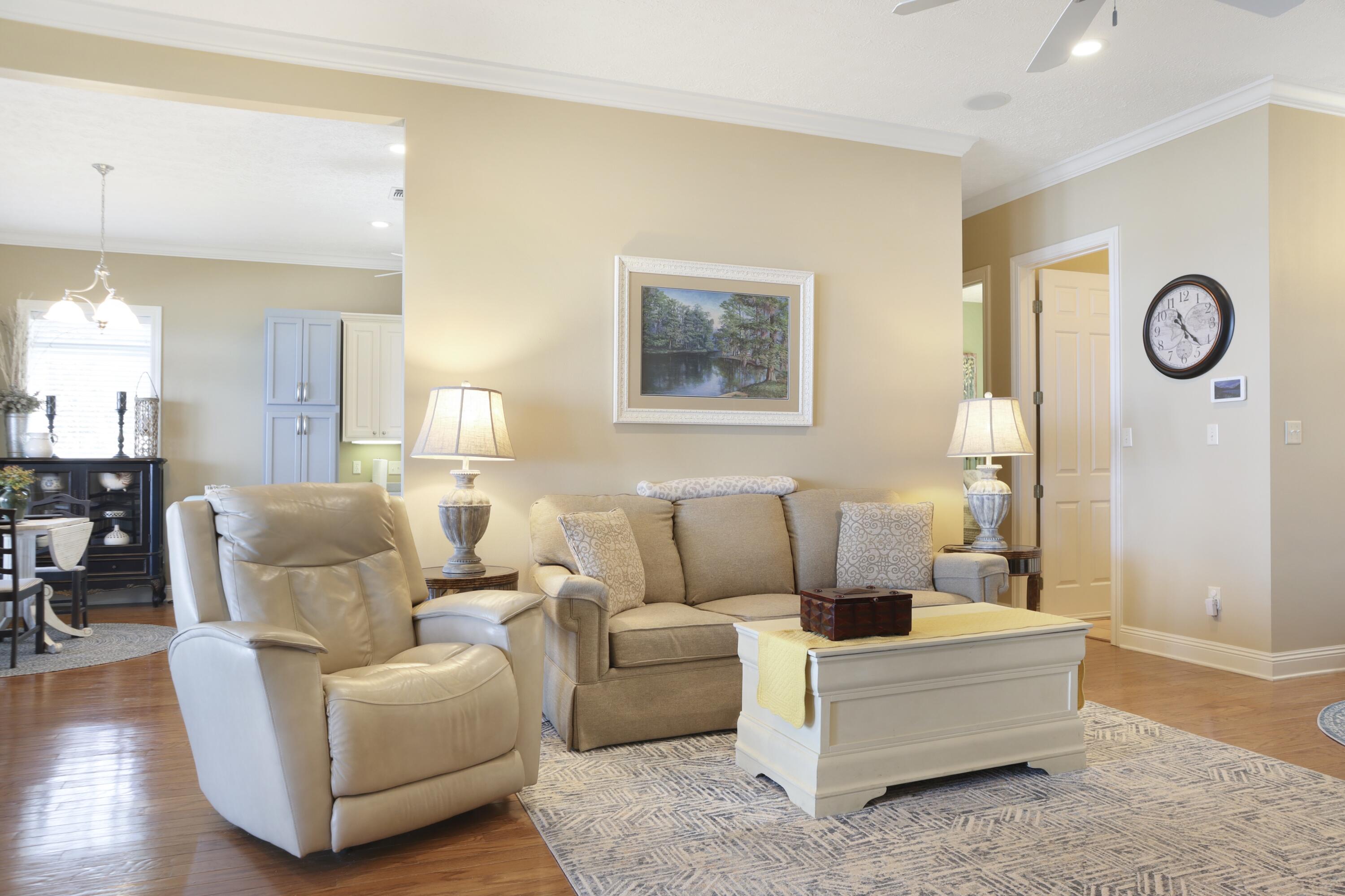 SANDY COVE - Residential