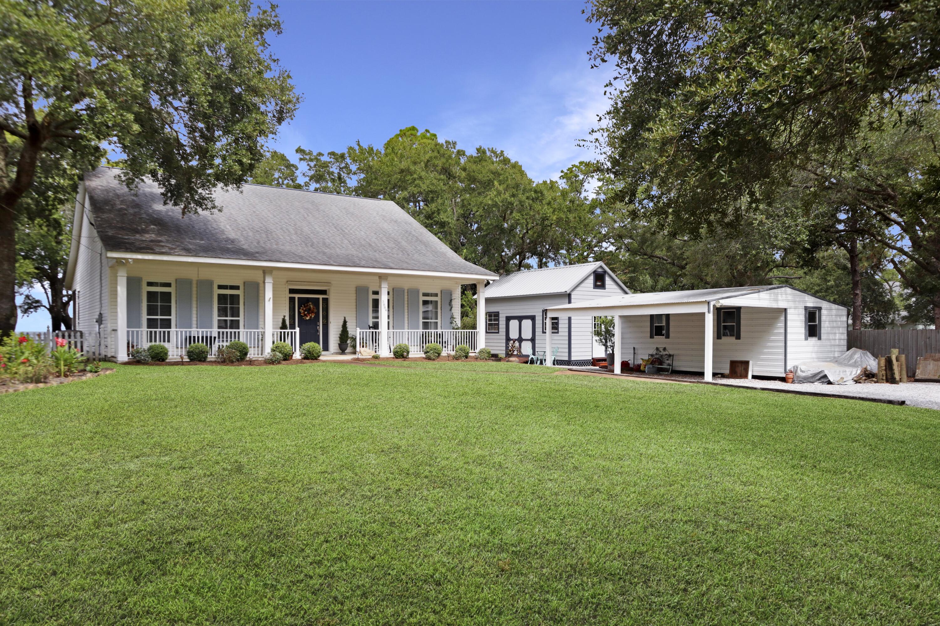 SANDY COVE - Residential