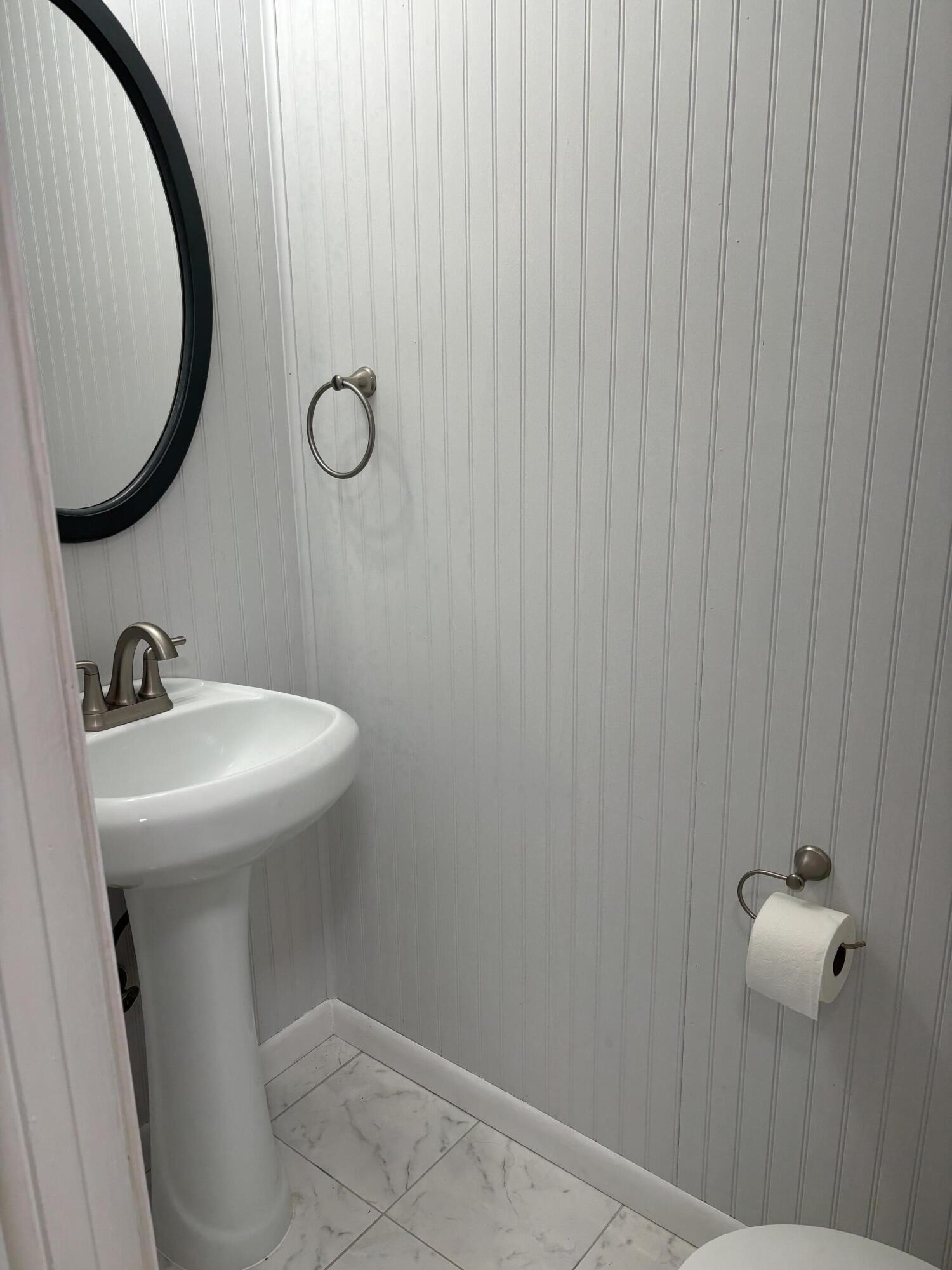 BIENVILLE SQUARE T/H - Residential Lease