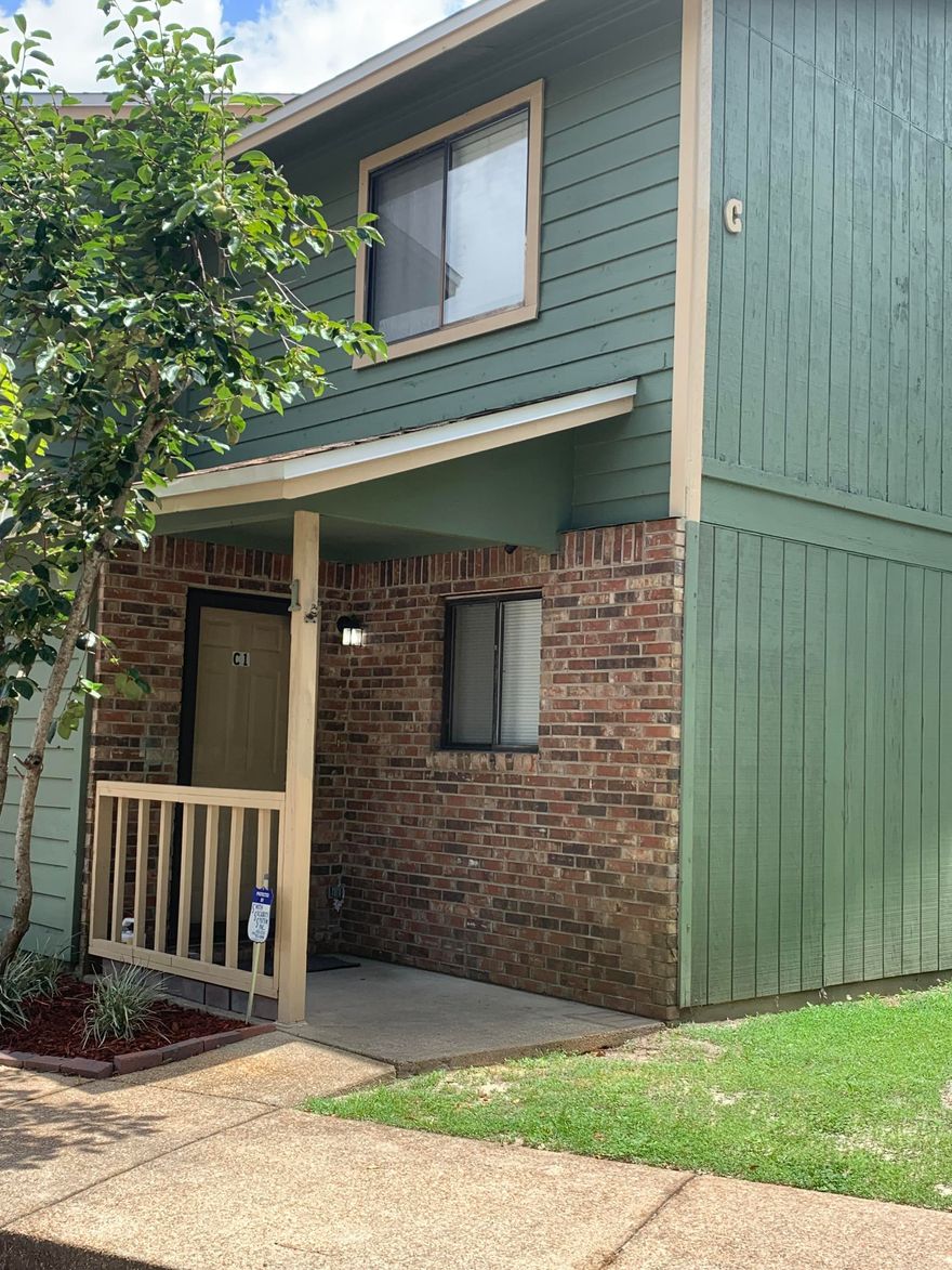Beautiful well taken care of unit in the back of the complex.  New paint, new carpet, new deck off the master bedroom, stainless steel appliances, new garabage disposal.  Unit overlooks the swimming pool.  Located next to Uptown Station, one of the most desirable locations in Fort Walton Beach.  Walking distance to many restaurants, fitness center, grocery store, Ferry Park and much more.